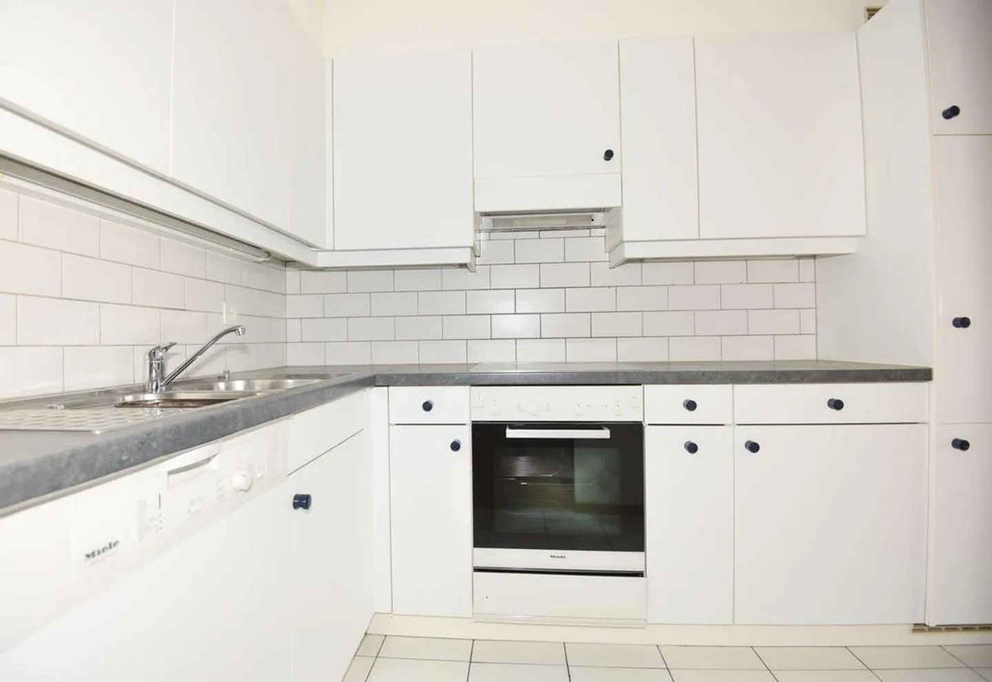 Beautiful 3-room apartment of 102 m2 with balcony - Photo 5 of 12