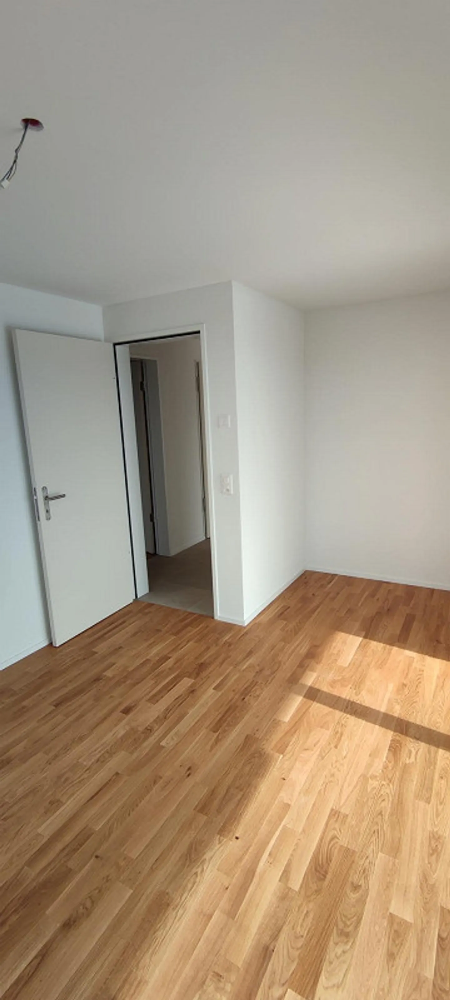 Appartamento mansardato soleggiato di 3.5 locali - Foto 10 di 12
