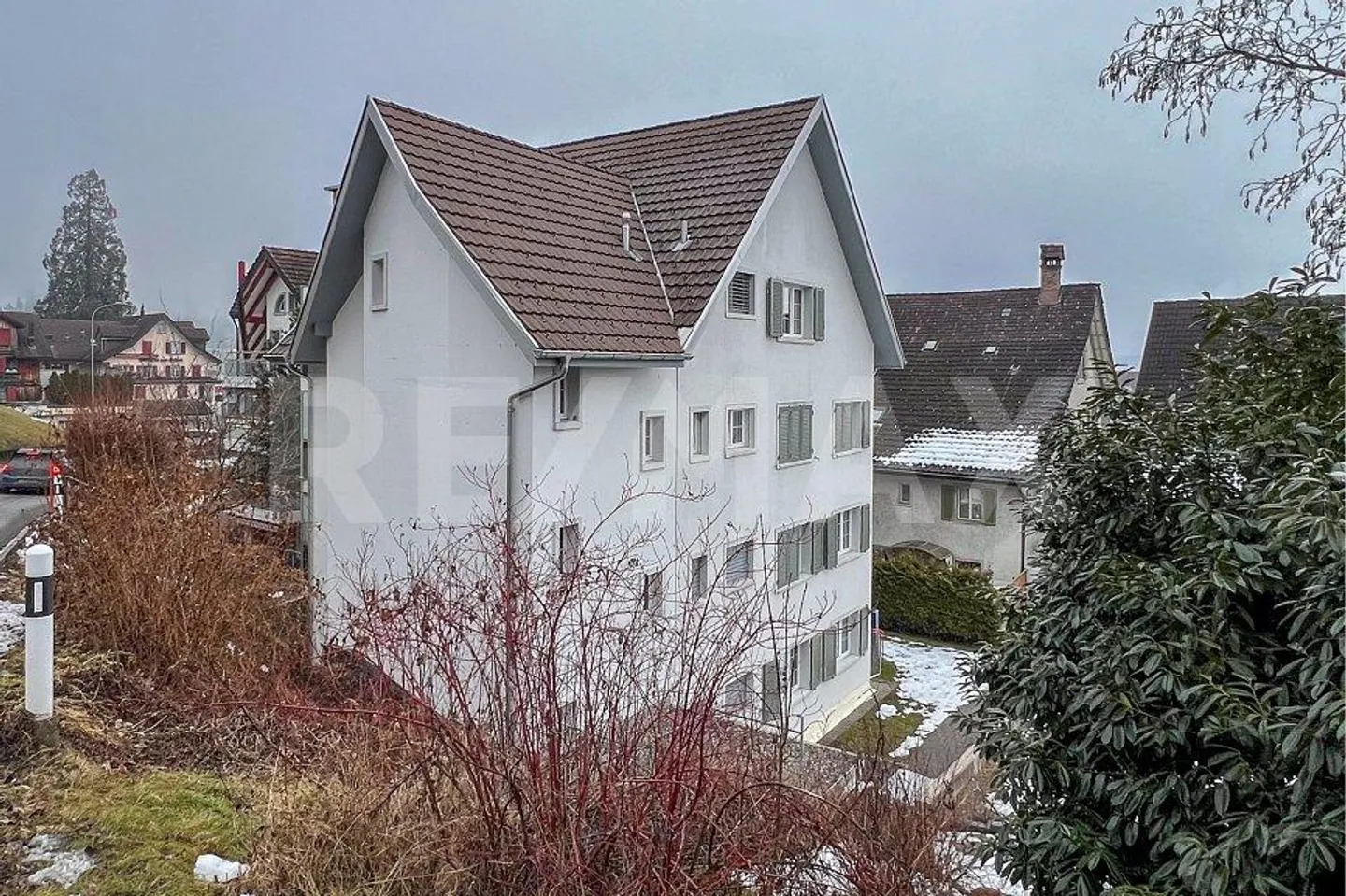 Maison multifamiliale neuve - Photo 2 sur 8