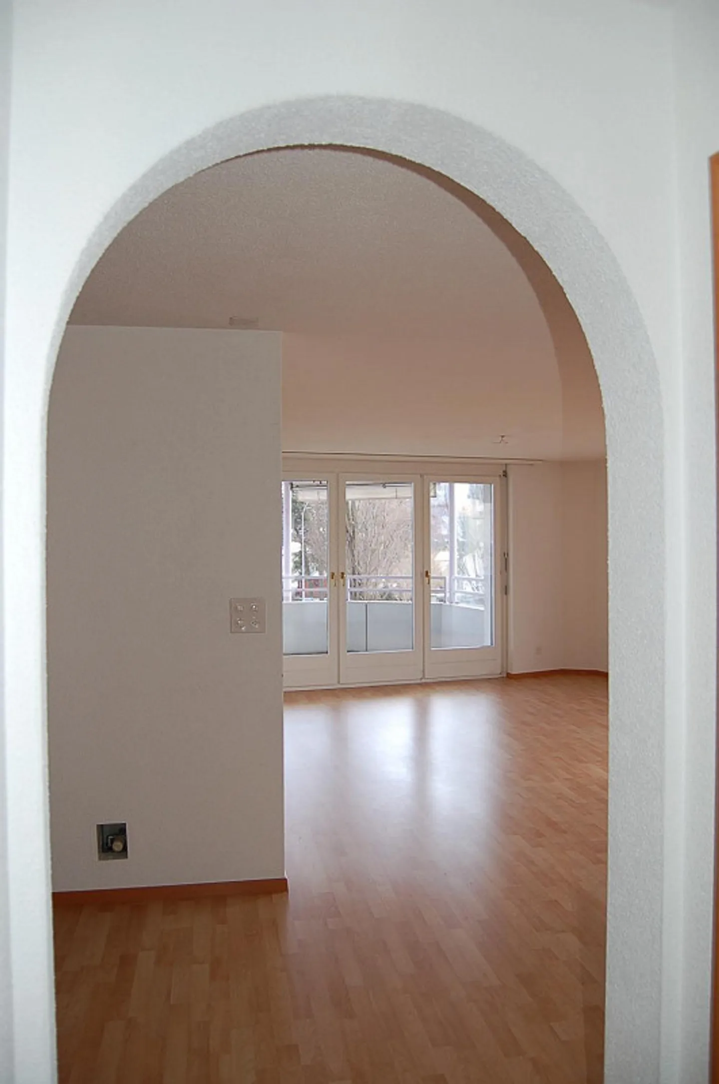 Spacious apartment with 2 balconies - Photo 14 of 16