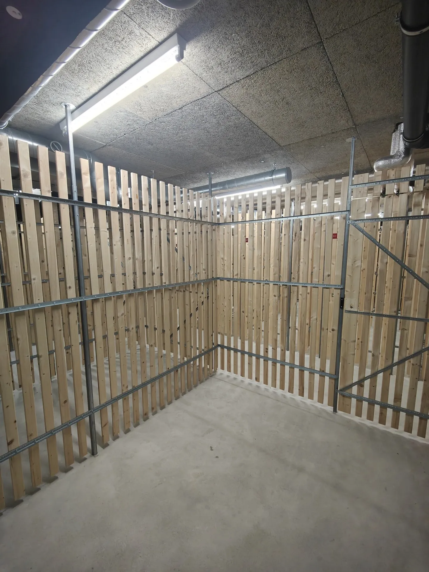 7.13m2 Storage Room Kriens - Nidfeldstrasse 2U - Photo 2 of 8