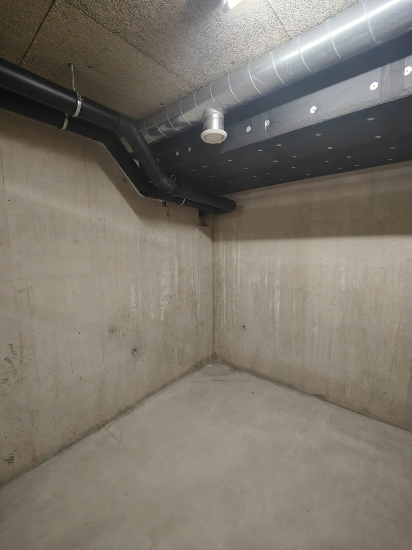 7.13m2 Storage Room Kriens - Nidfeldstrasse 2U - Photo 4 of 8