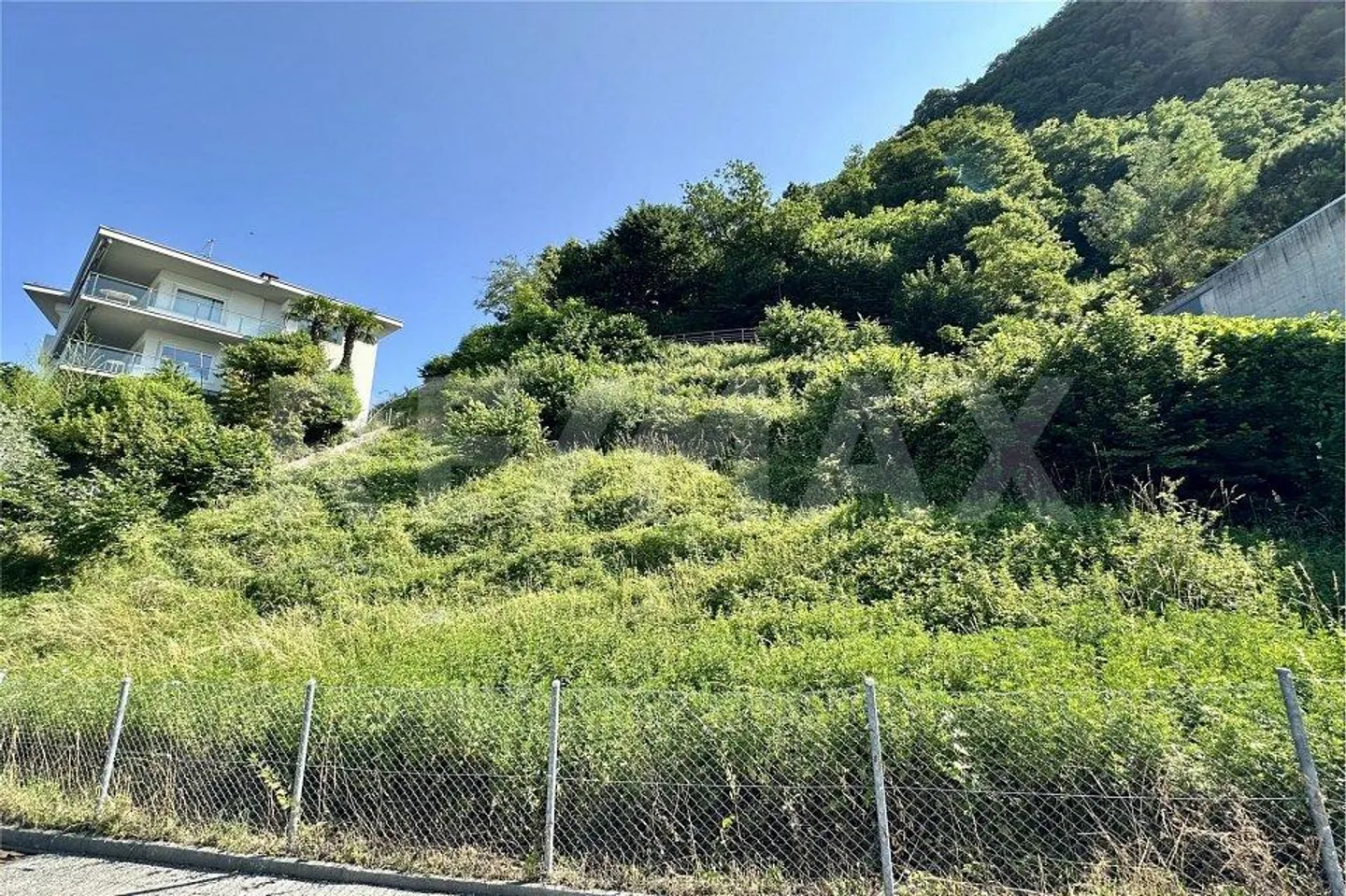 Rare opportunity in Aldesago - Building land with breathtaking views of Lake Lugano - Photo 6 of 11