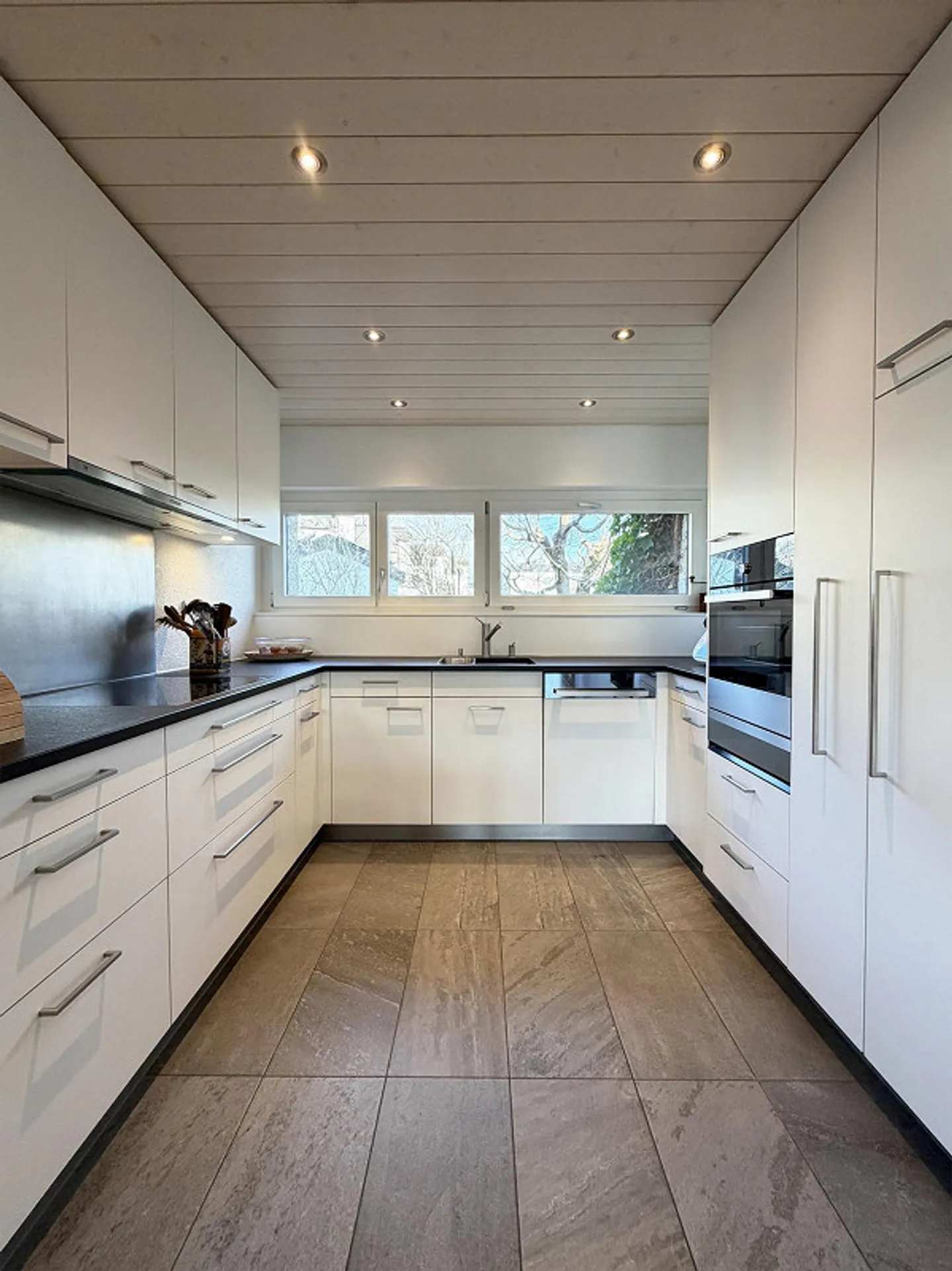 Casa indipendente con bel giardino, Münsingen - Foto 13 di 30