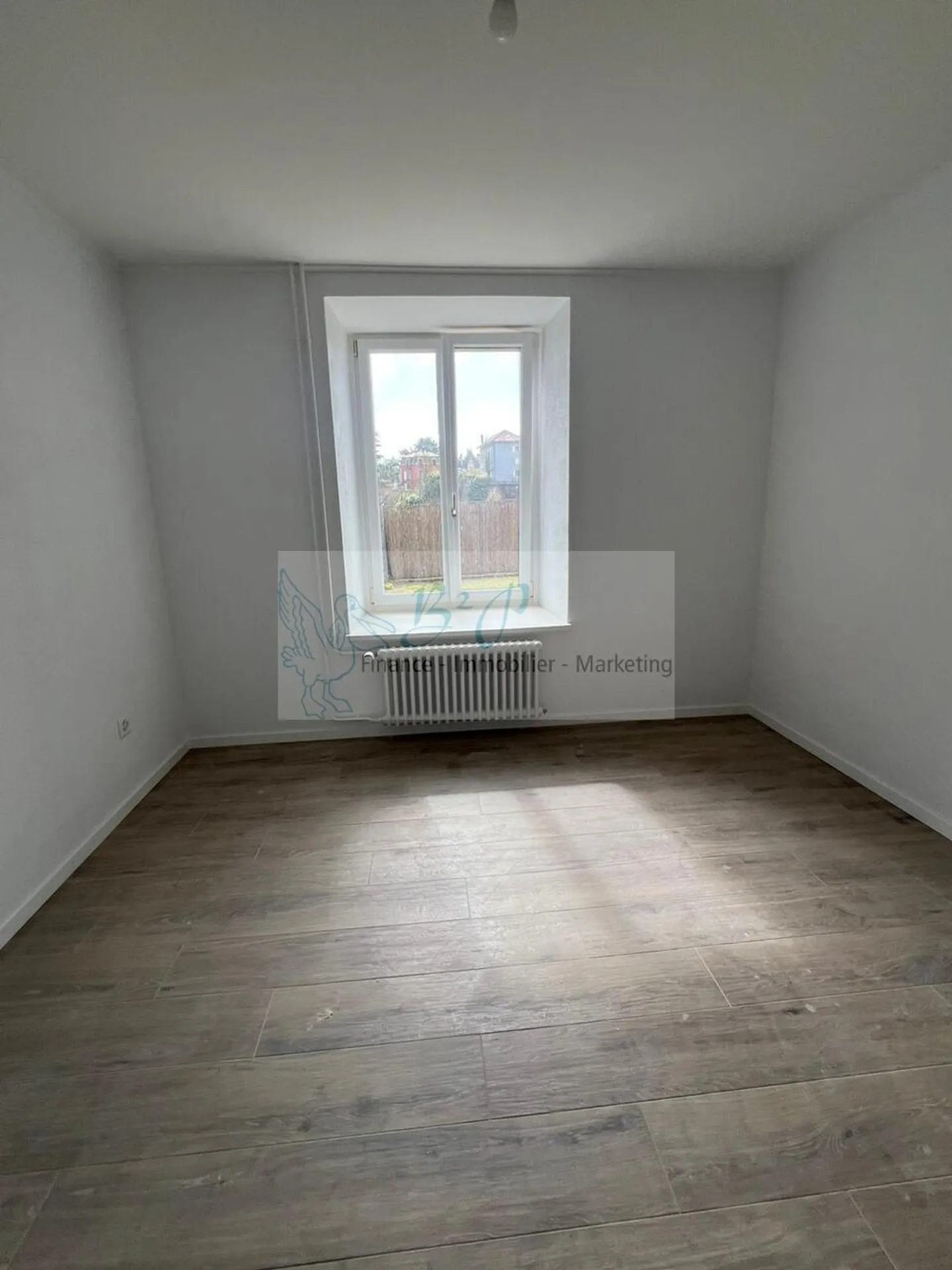 Renovierte 3-Zimmer-Wohnung mit großem Garten - Foto 6 von 11