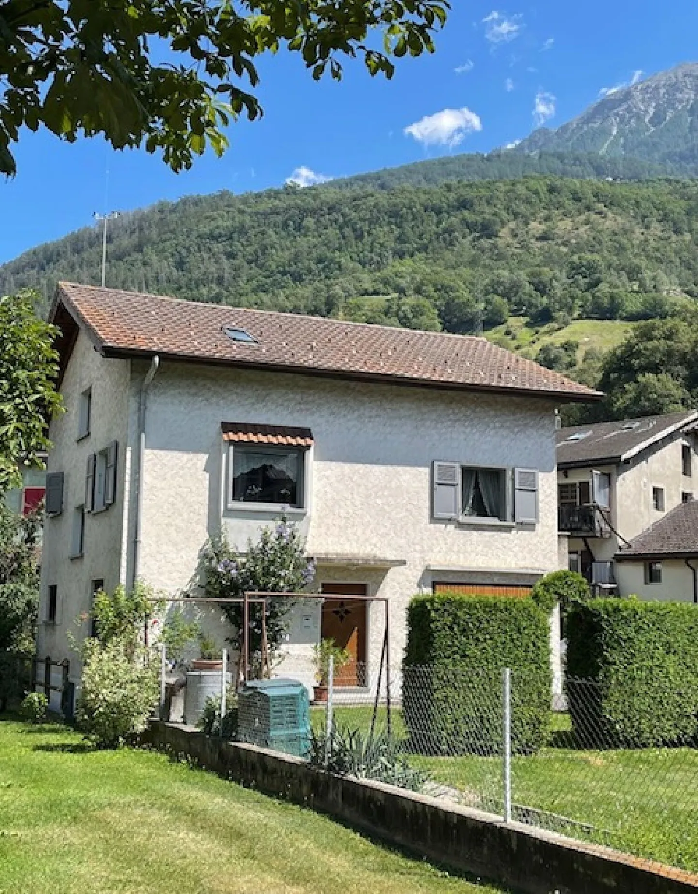 Charmantes Einfamilienhaus mit Garten - Foto 1 von 10