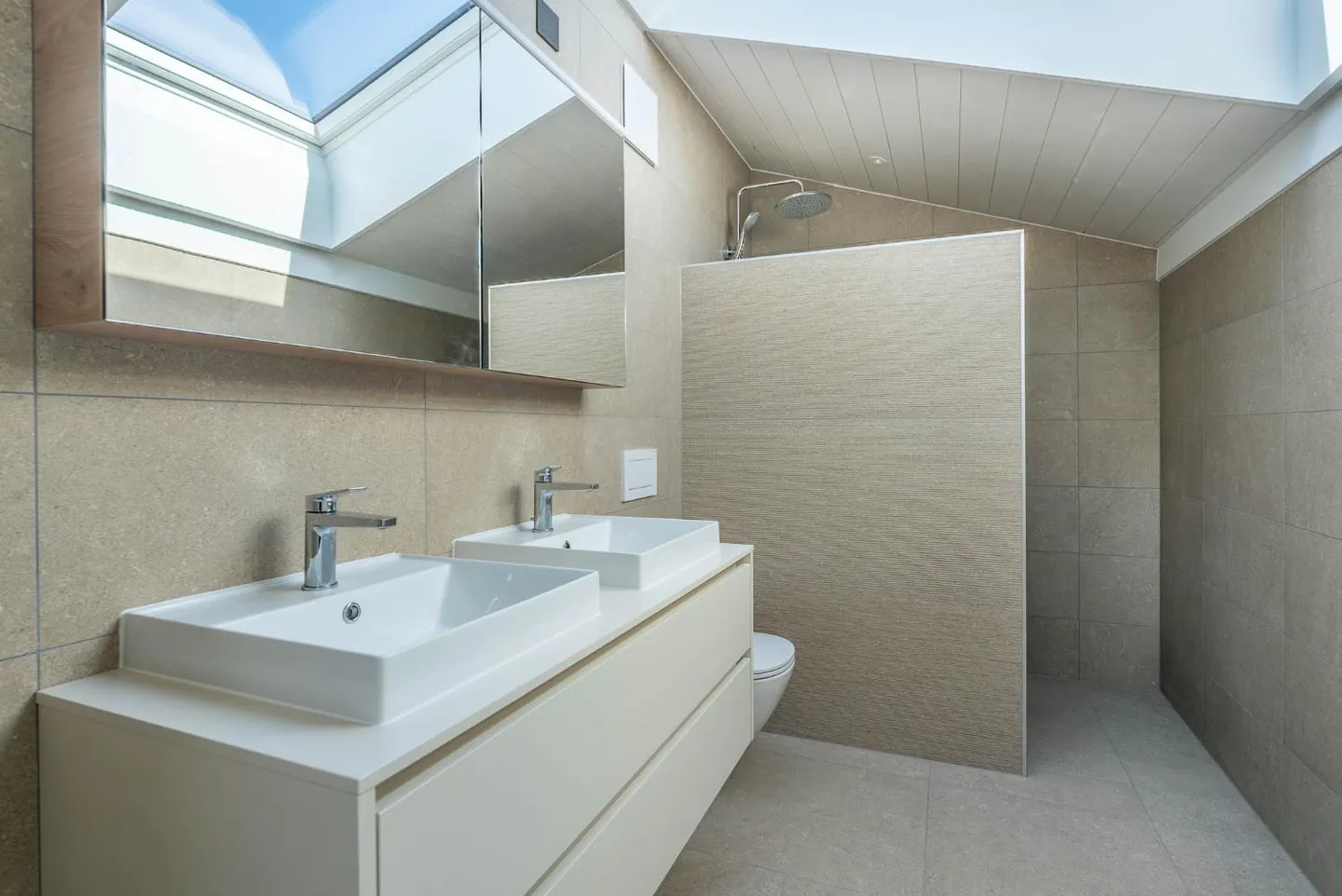 Terraced house with 4 bedrooms, magnificent view of the fields and the Alps - Photo 12 of 20