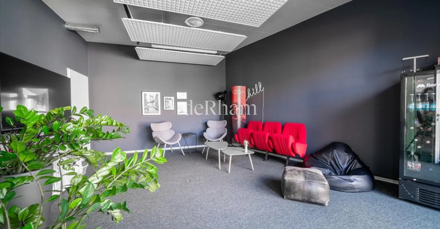 Office space for rent - Photo 6 of 13