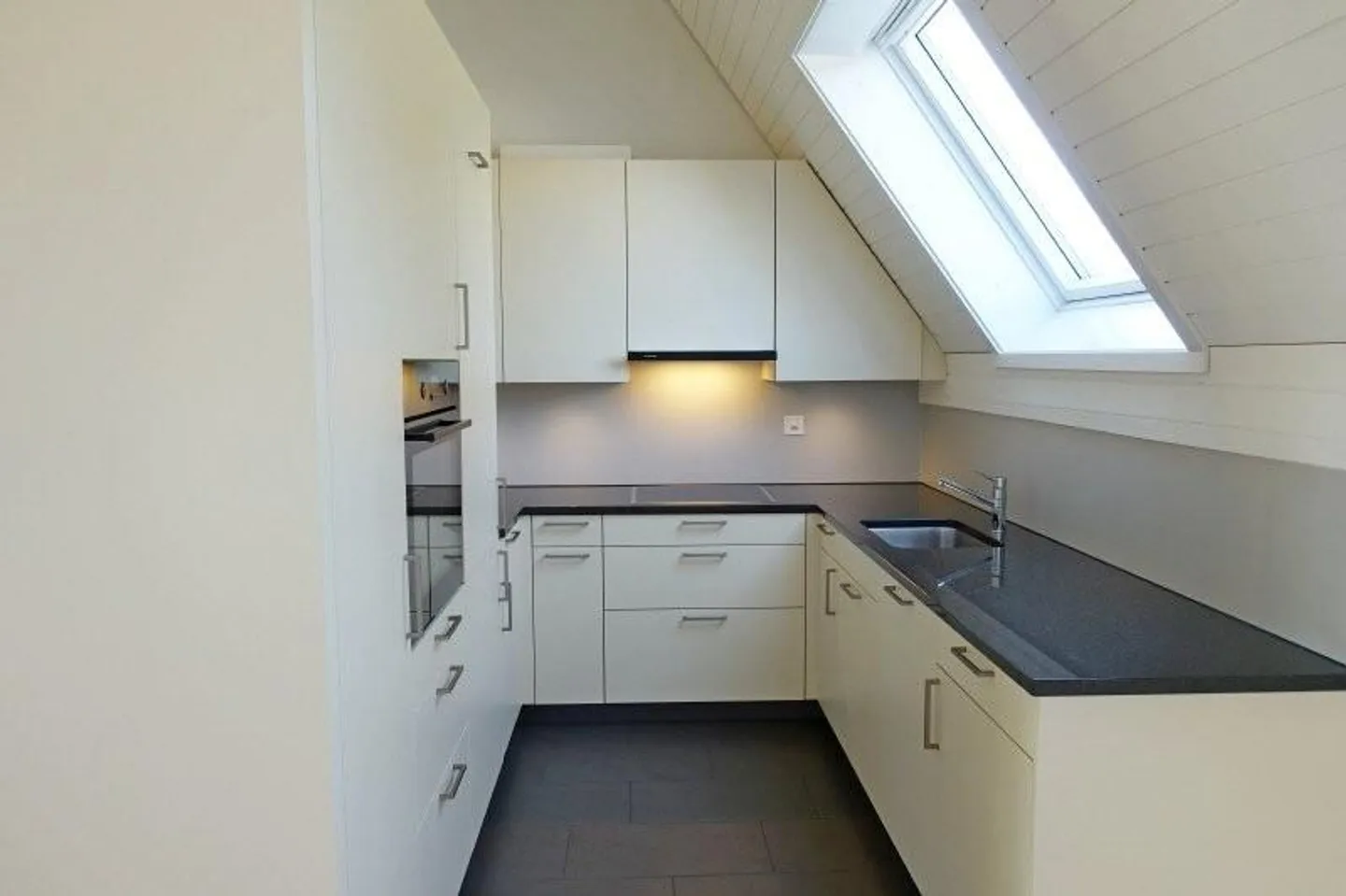 Penthouse avec vue dégagée sur les montagnes - Photo 2 sur 7