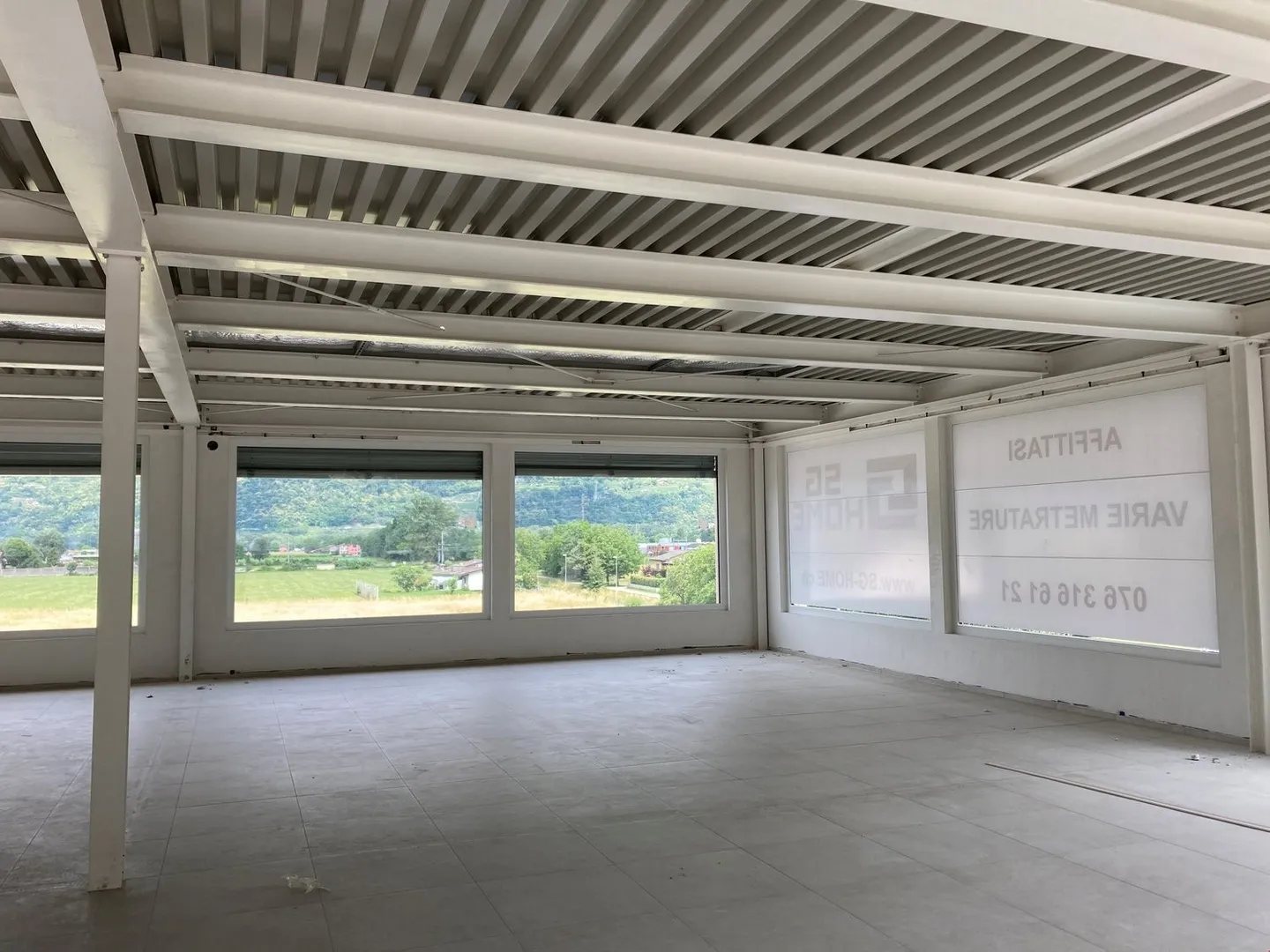 Neue Büros und Geschäftsräume im zweiten Stock - Hervorragende Sichtbarkeit - Foto 3 von 15