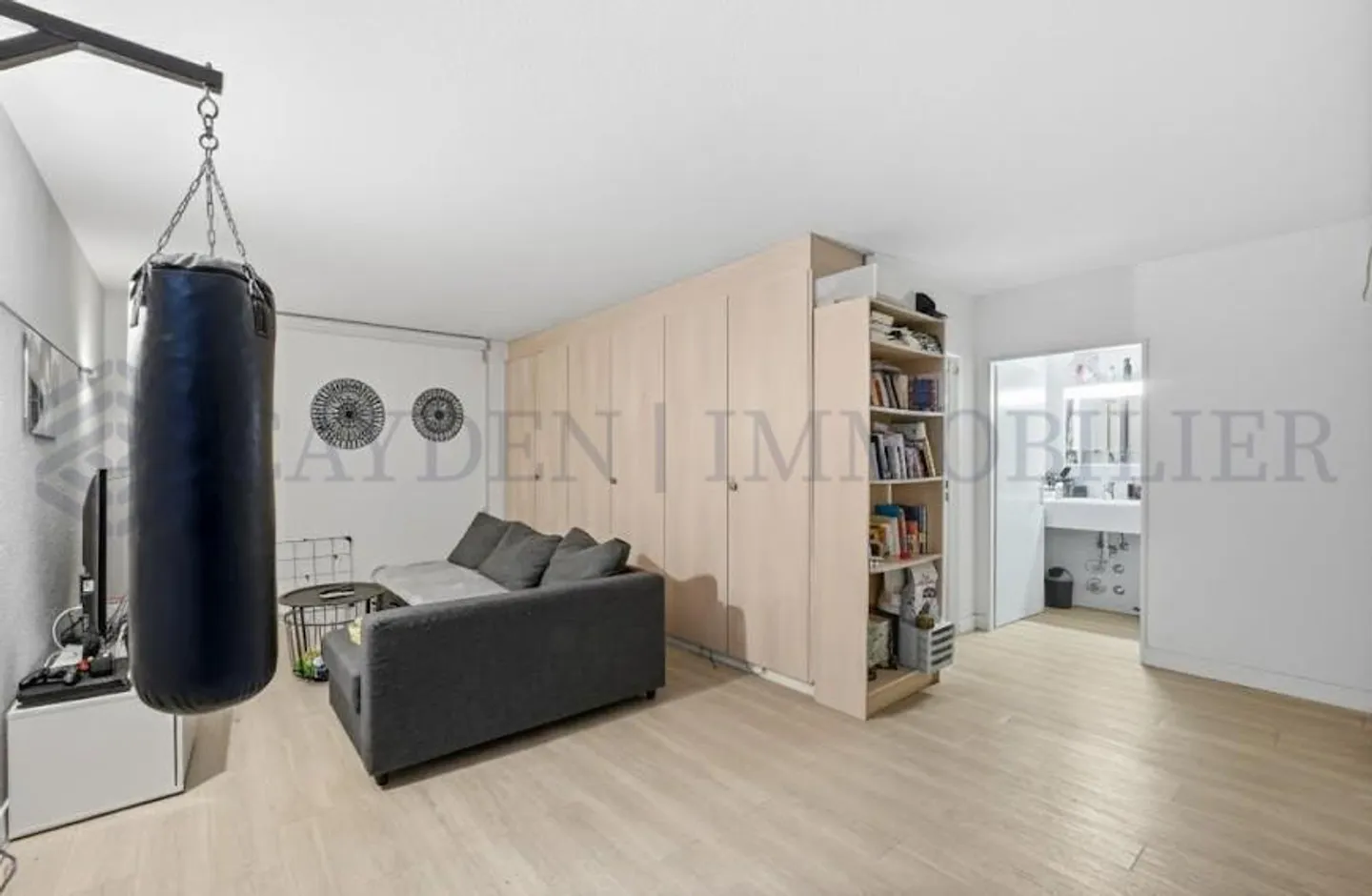 Exclusivité !! Bel appartement de 7 pièces avec grande terrasse - Photo 7 sur 8