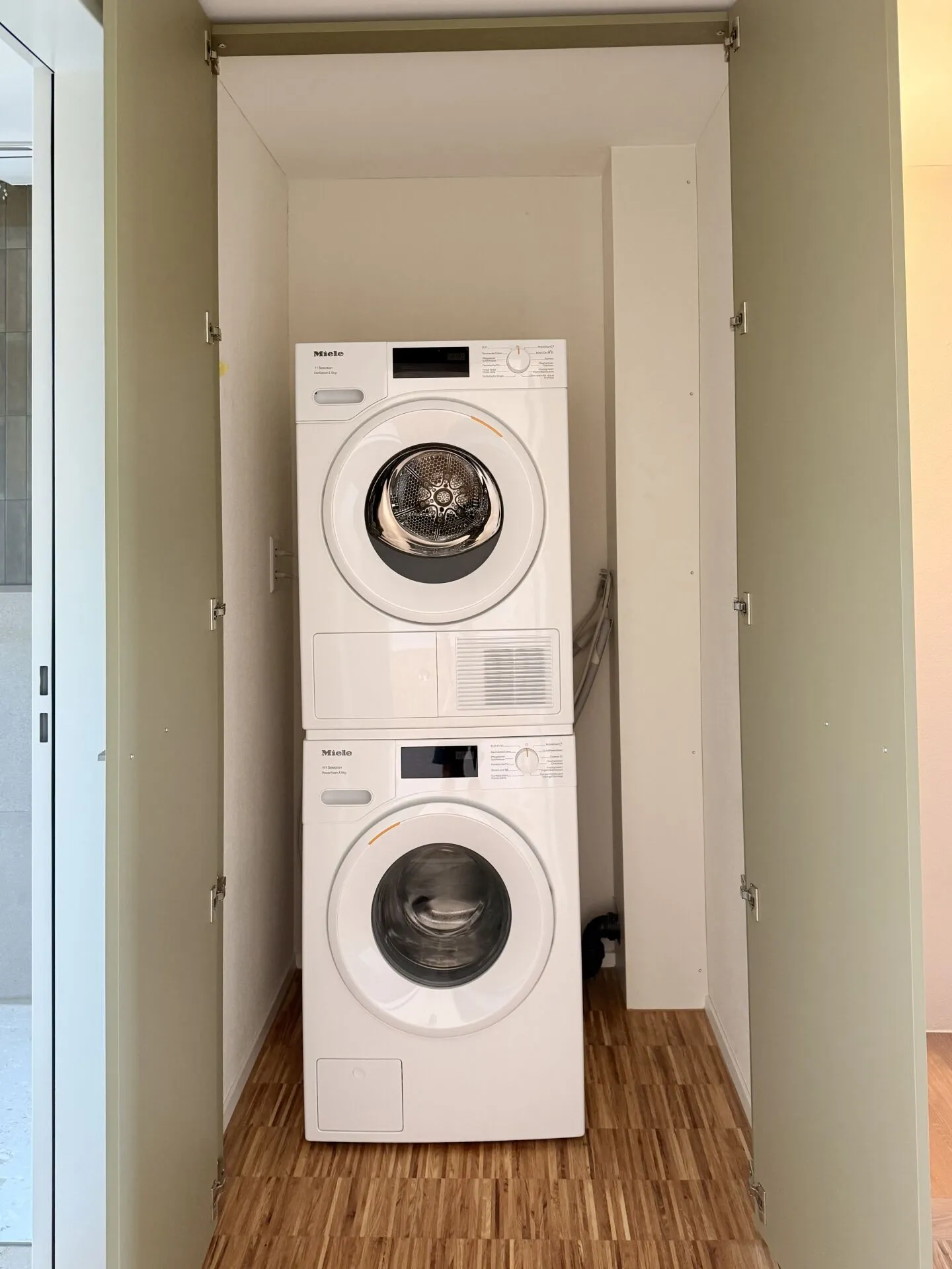 Vie moderne avec galerie, jardin et garage souterrain privé (maison intermédiaire) - Photo 9 sur 10