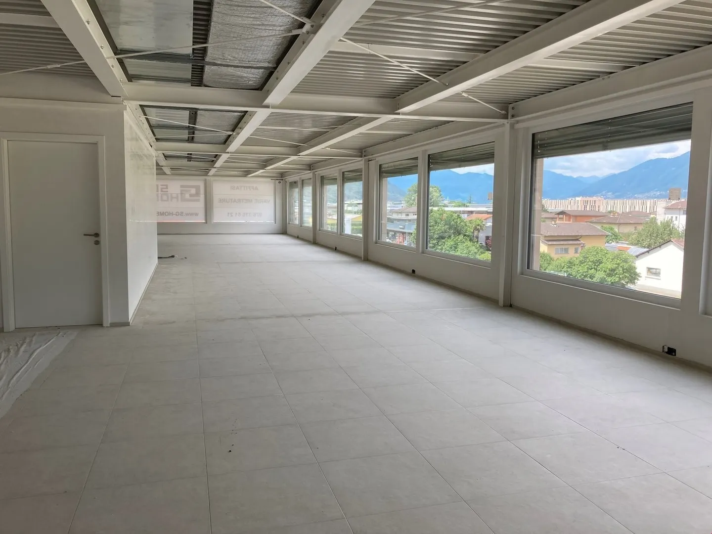 Neue Büros und Geschäftsräume im zweiten Stock - Hervorragende Sichtbarkeit - Foto 4 von 15