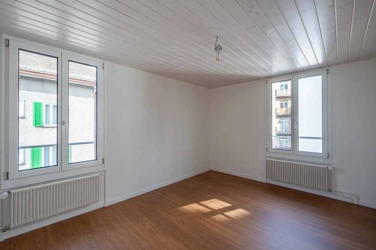 Appartement rénové de 3,5 pièces au 3ème étage - Photo 4 sur 9