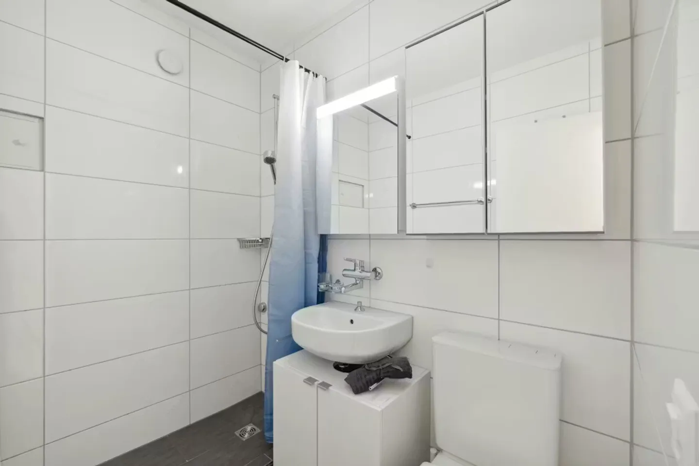 Apartment for rent - Photo 8 of 9