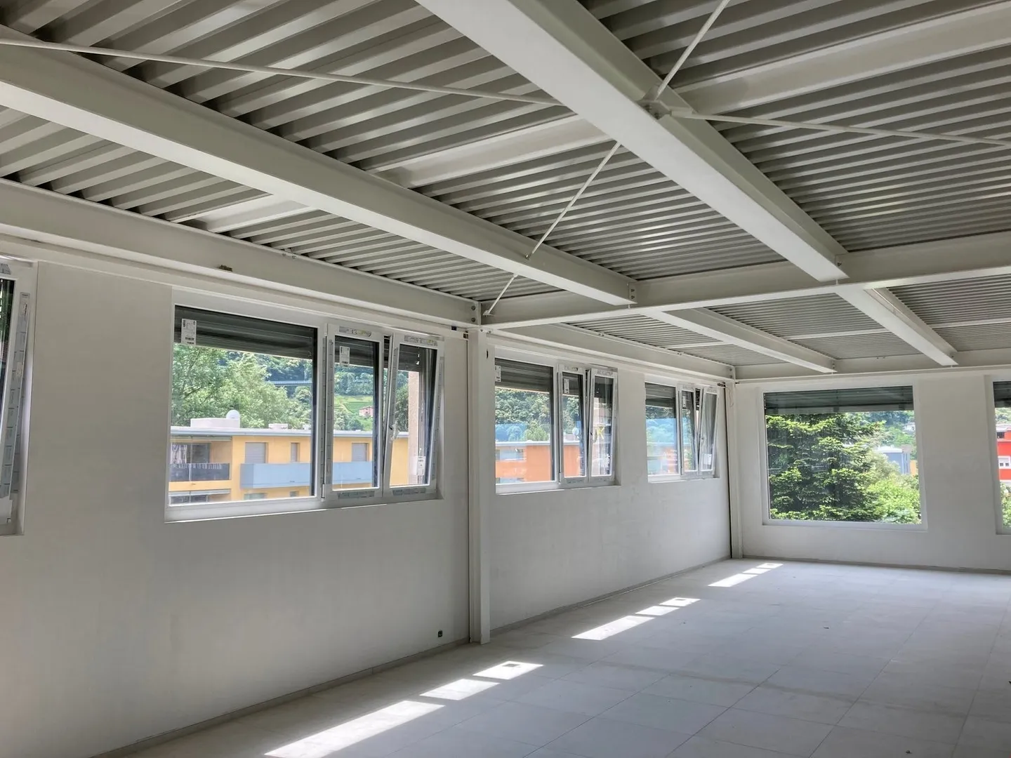 Neue Büros und Geschäftsräume im zweiten Stock - Hervorragende Sichtbarkeit - Foto 6 von 15