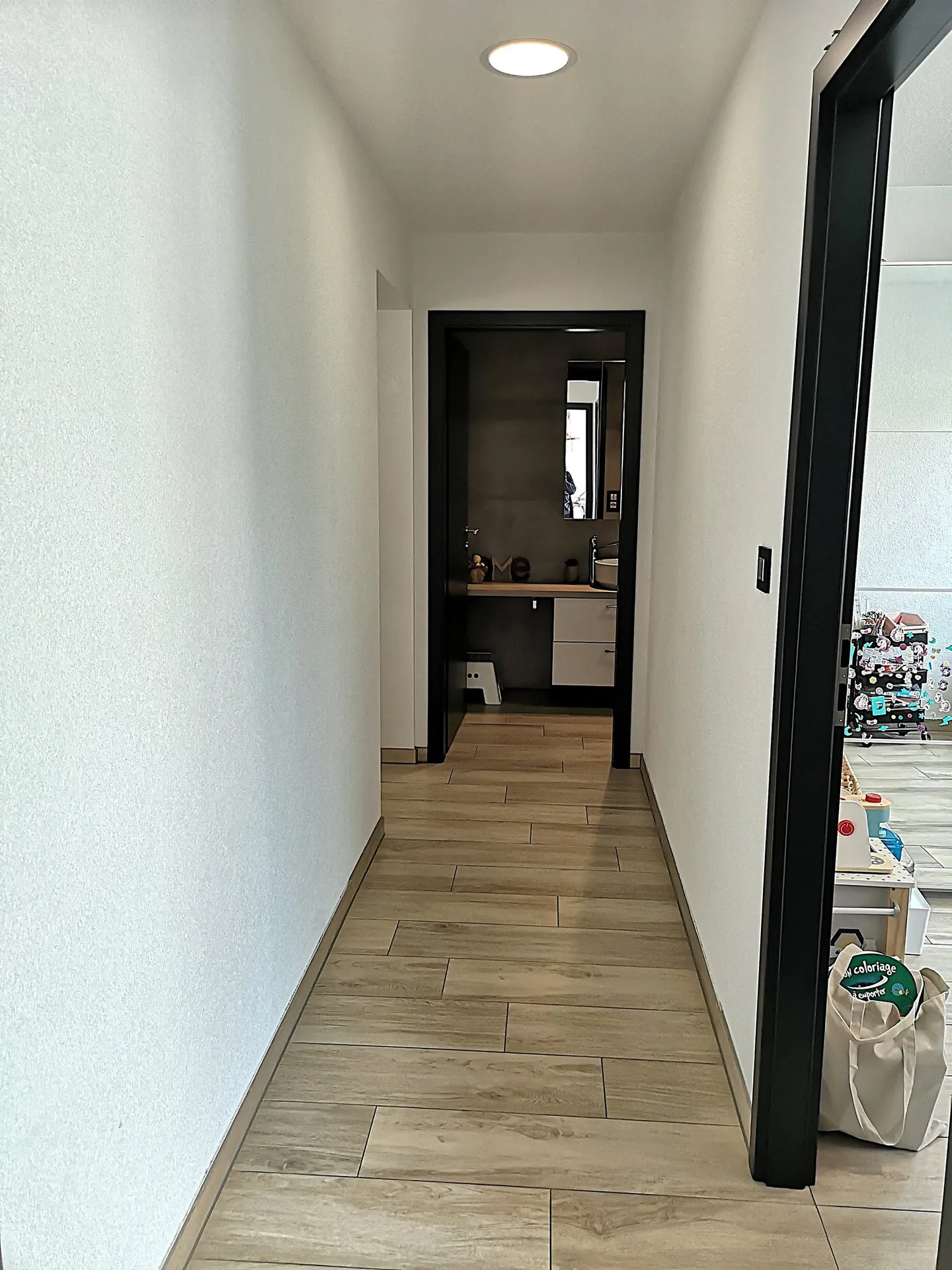 Belle villa moderne de 2017 avec pergola, jardin, garage, en bordure d'une zone verte - Photo 23 sur 35