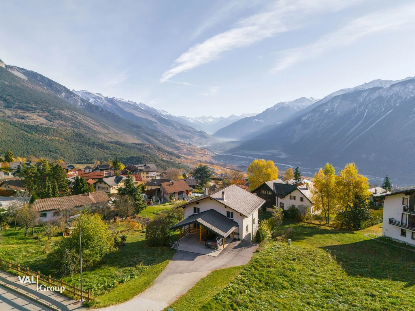 Villa Charmante Rénovée avec Vue Époustouflante - Vente en tant que Résidence Secondaire Possible - Photo 16 sur 17