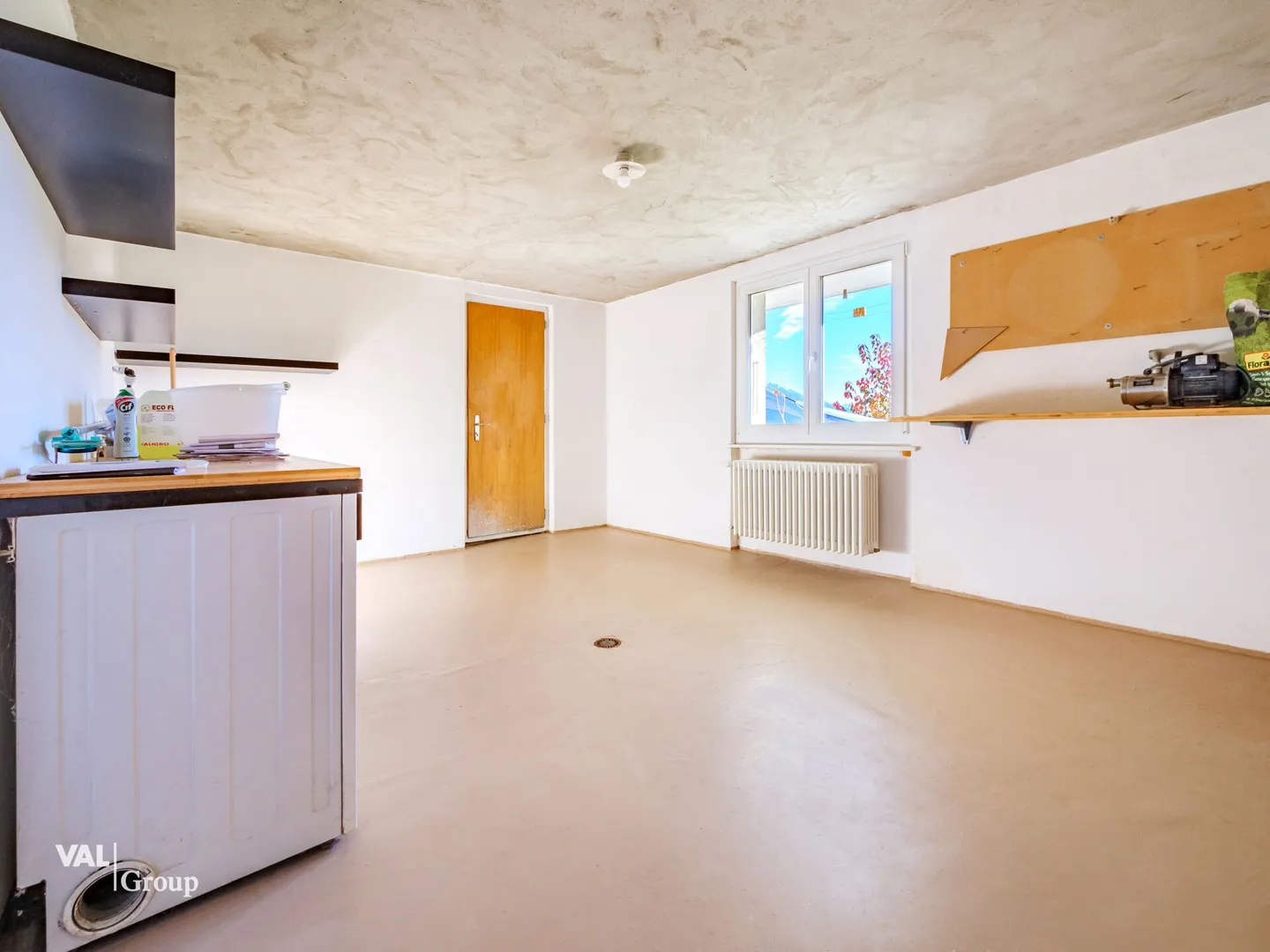 Villa Charmante Rénovée avec Vue Époustouflante - Vente en tant que Résidence Secondaire Possible - Photo 14 sur 17