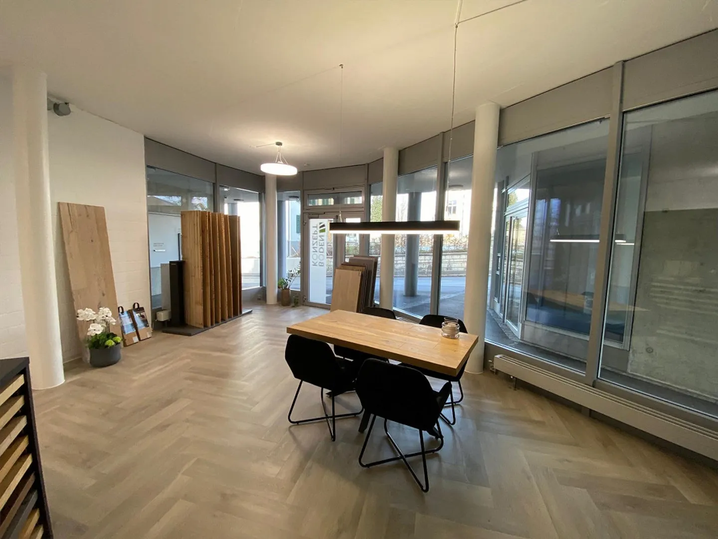 Laden- / Büro- / Dienstleistungslokal 44 m² - Foto 2 von 7