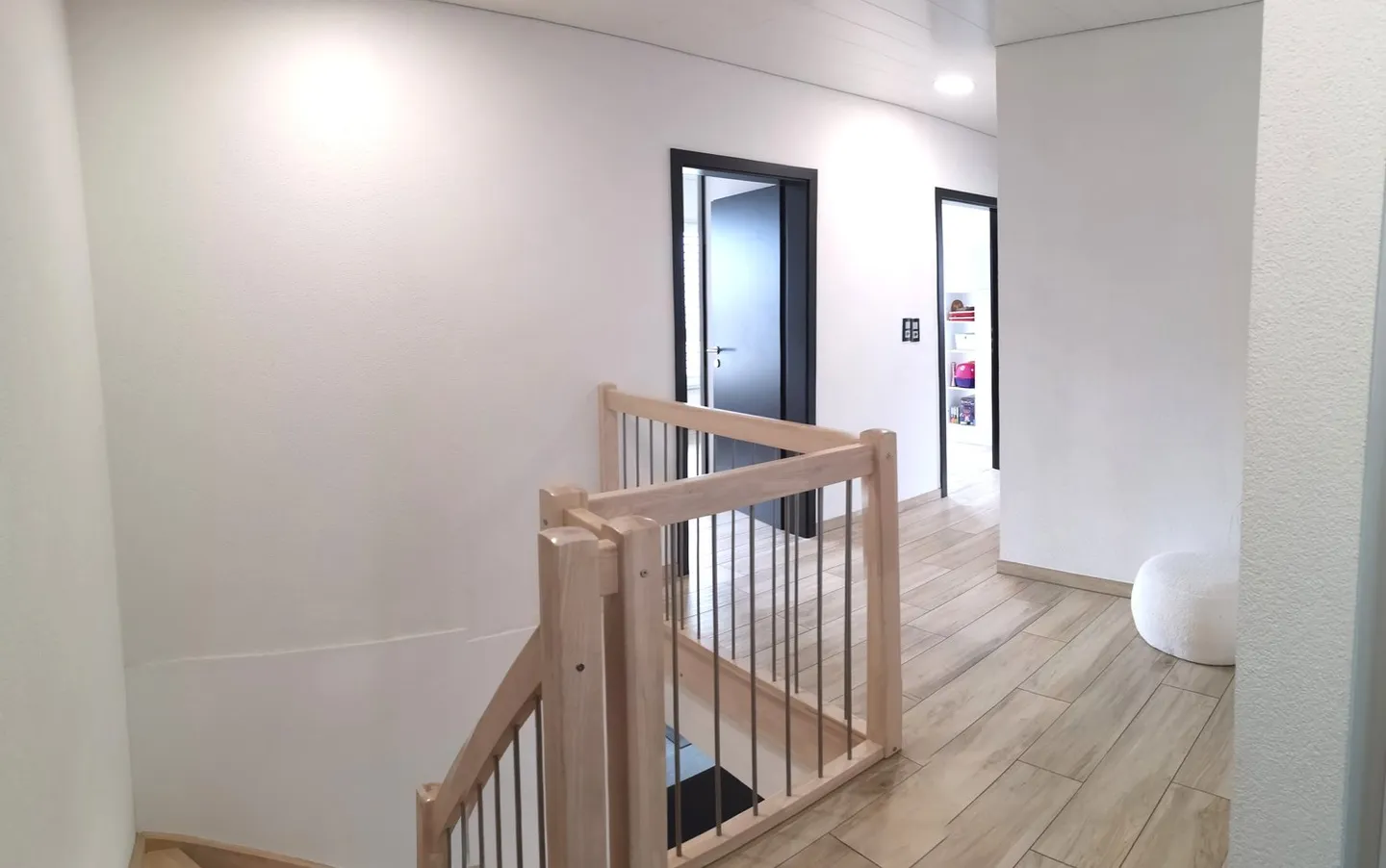 Belle villa moderne de 2017 avec pergola, jardin, garage, en bordure d'une zone verte - Photo 28 sur 35