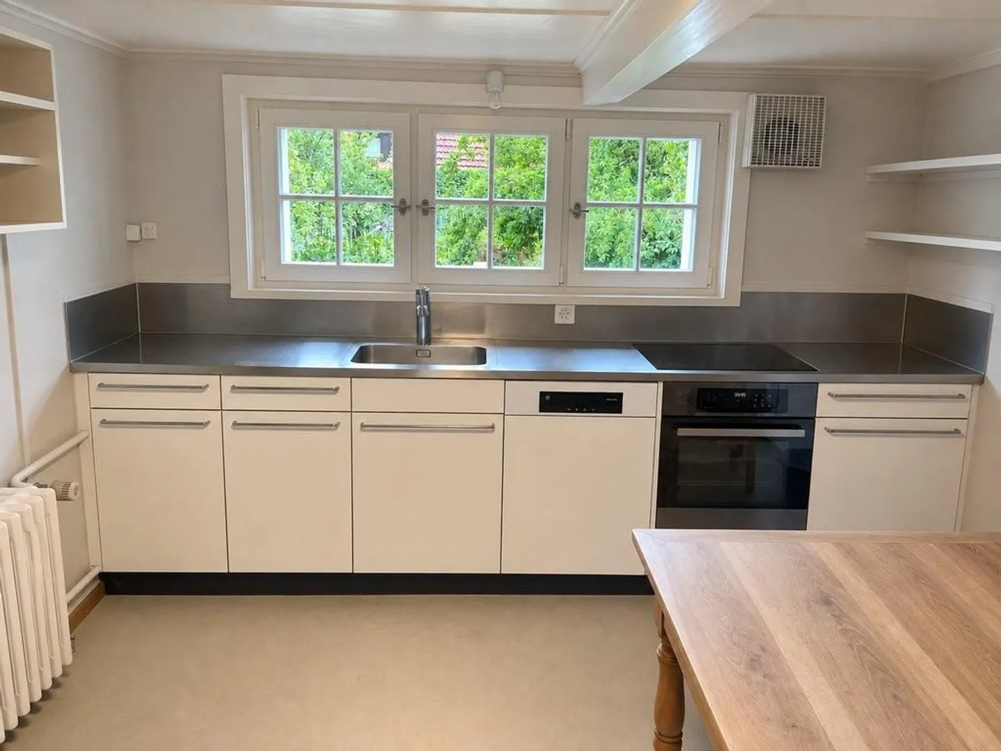 Charmante 9.5 Zimmer-Wohnung - Foto 2 von 11