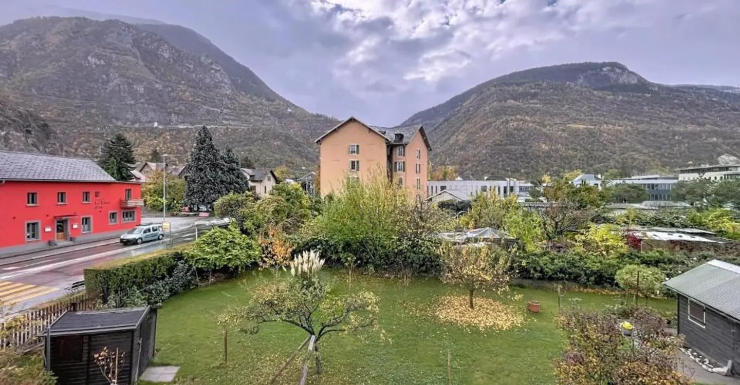 3 1/2-Zimmer-Wohnung zur Renovierung in Sierre - Foto 2 von 9