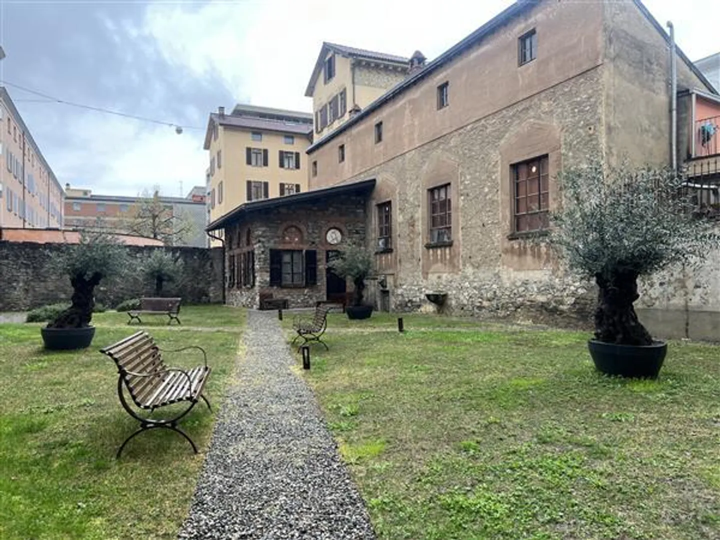 Lugano: Appartamento 3.5 locali - Foto 2 di 11