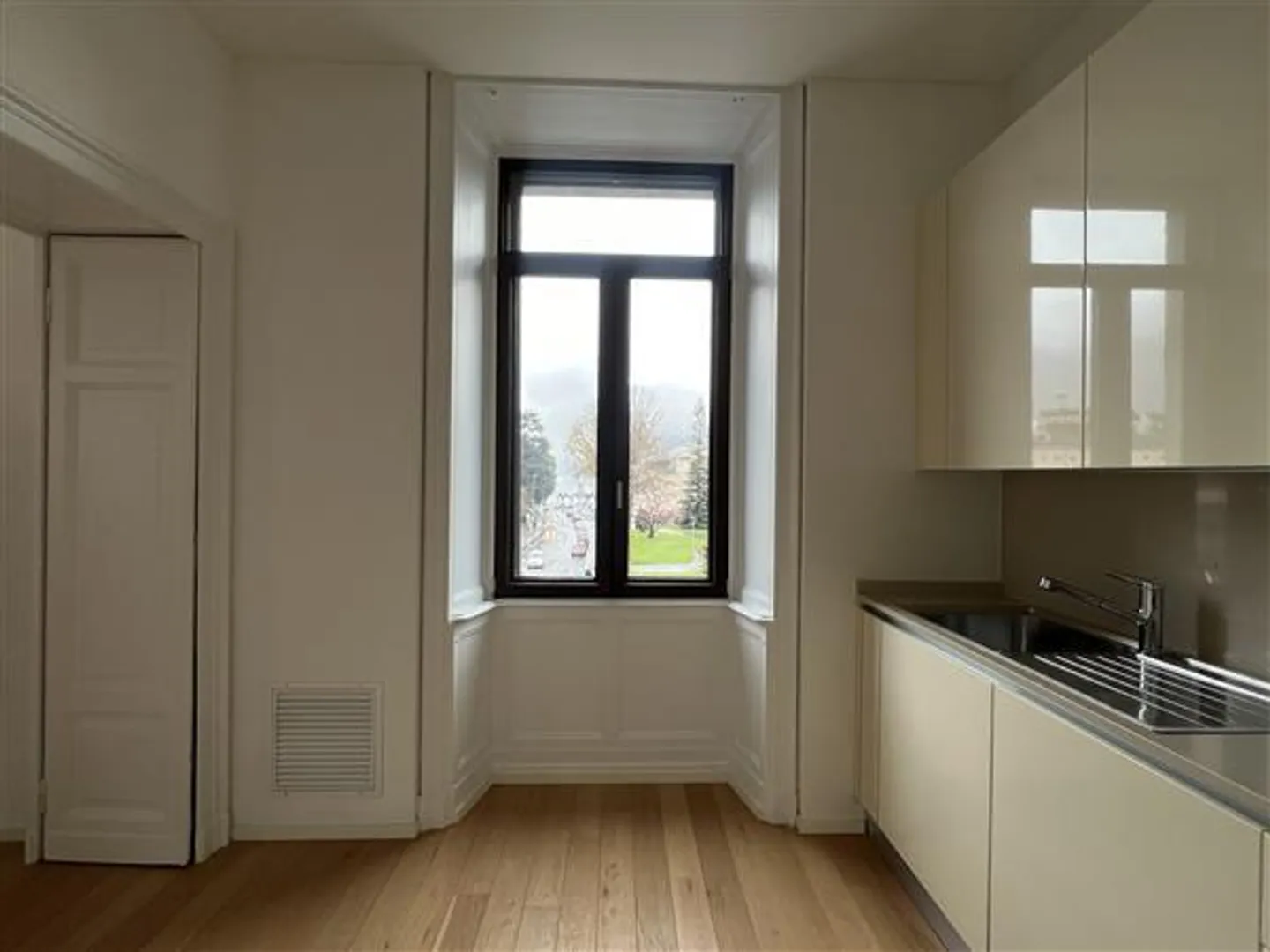 Lugano: Appartamento 3.5 locali - Foto 4 di 11