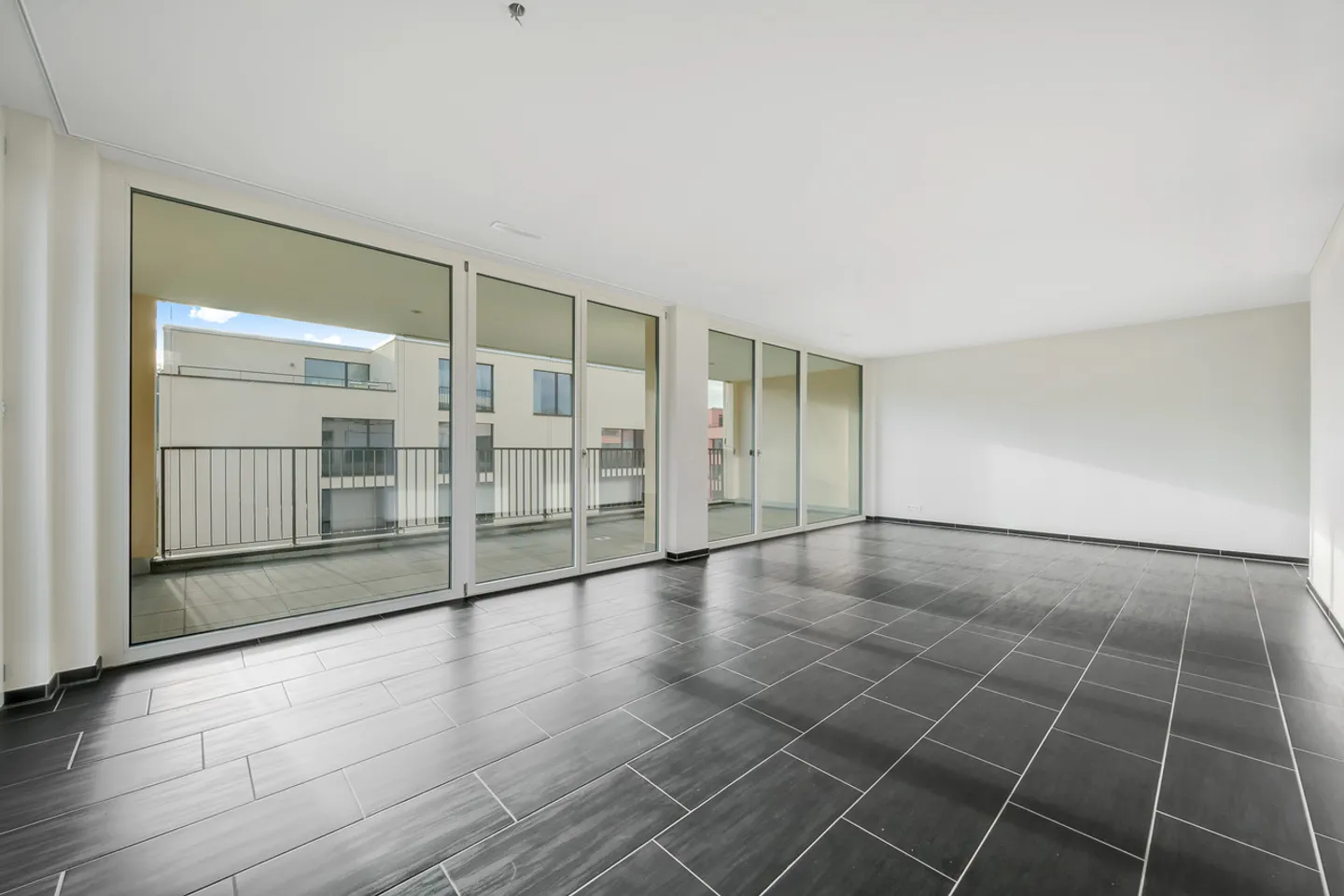 Great single apartment in a quiet location - Photo 5 of 13