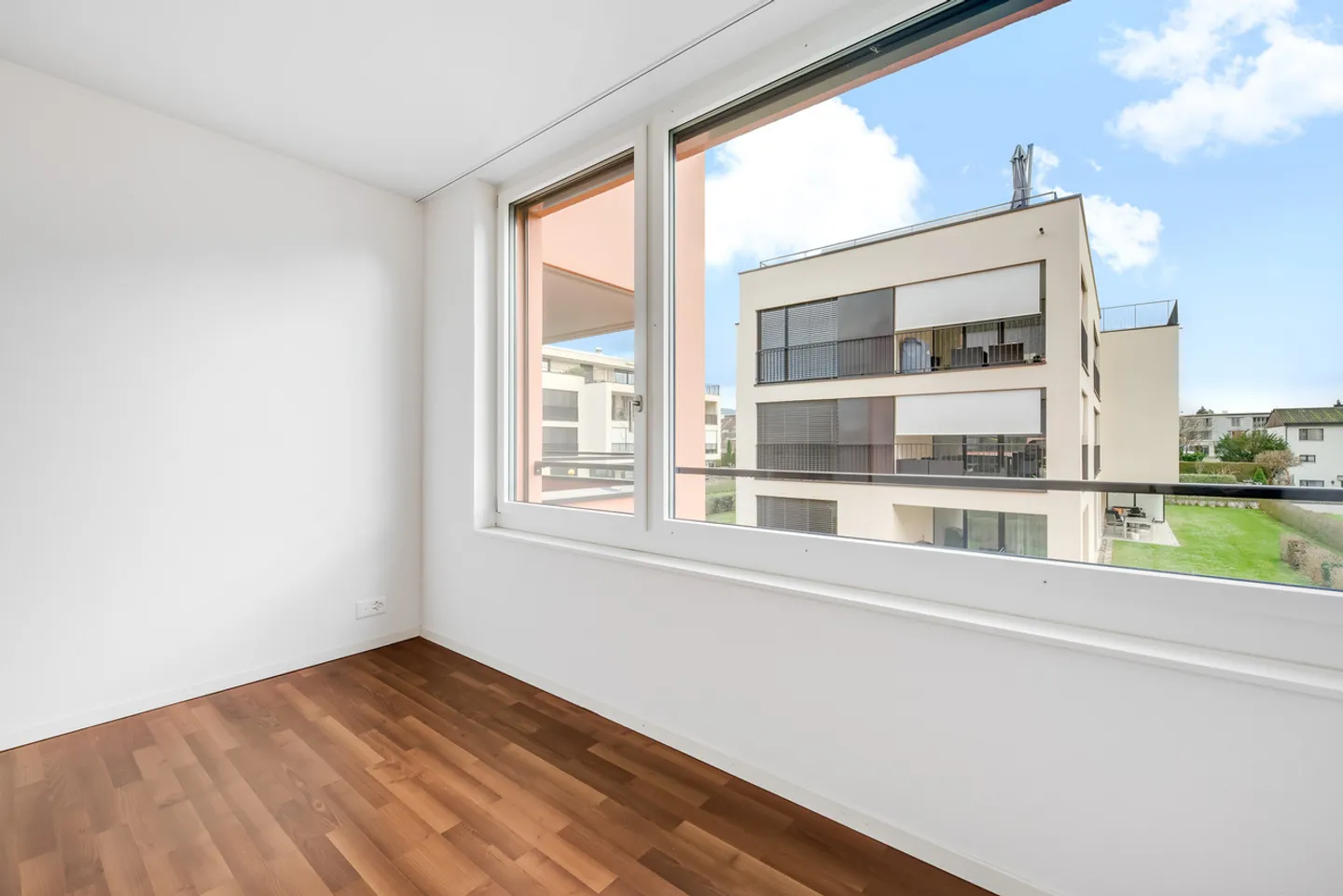 Great single apartment in a quiet location - Photo 10 of 13