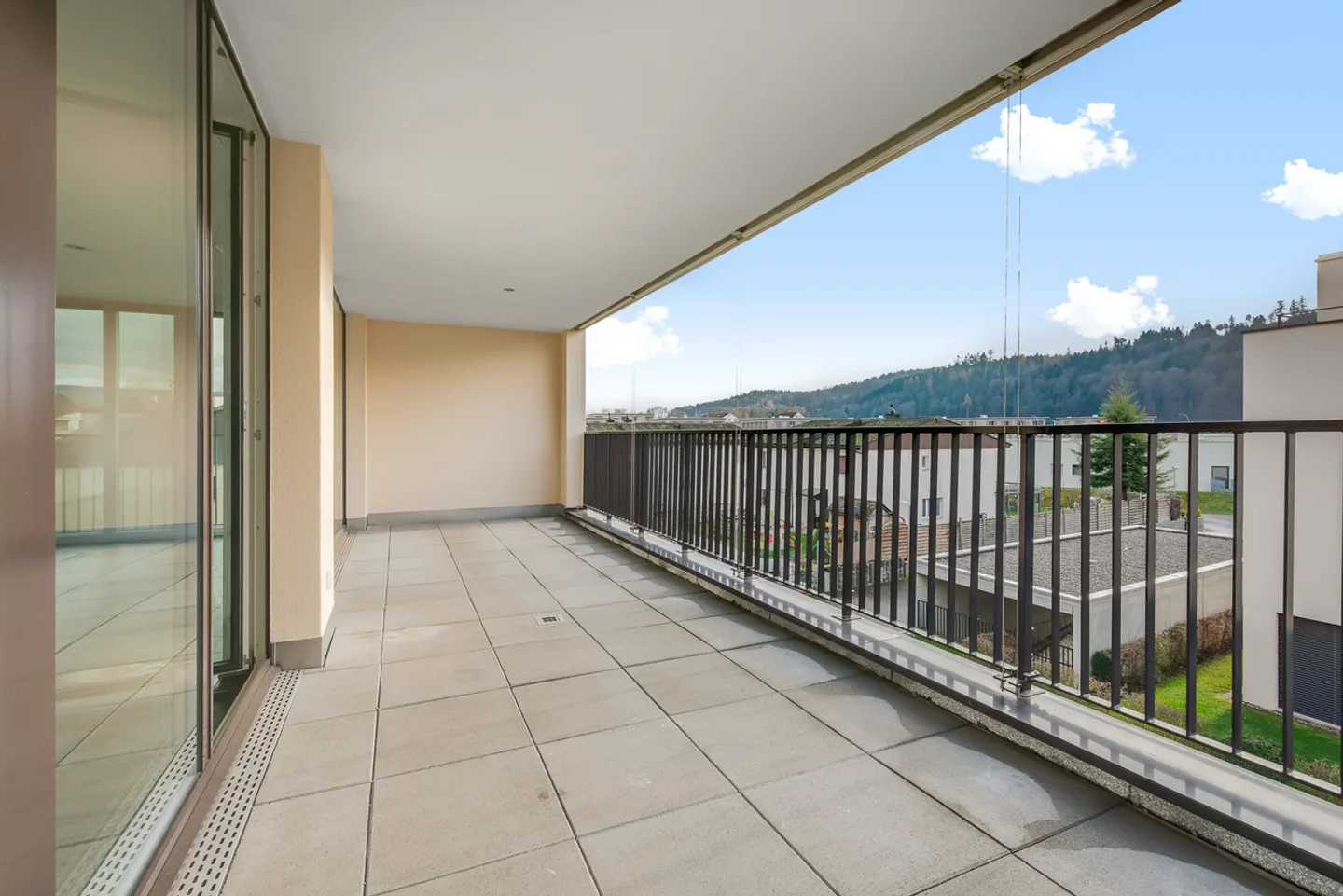 Great single apartment in a quiet location - Photo 12 of 13