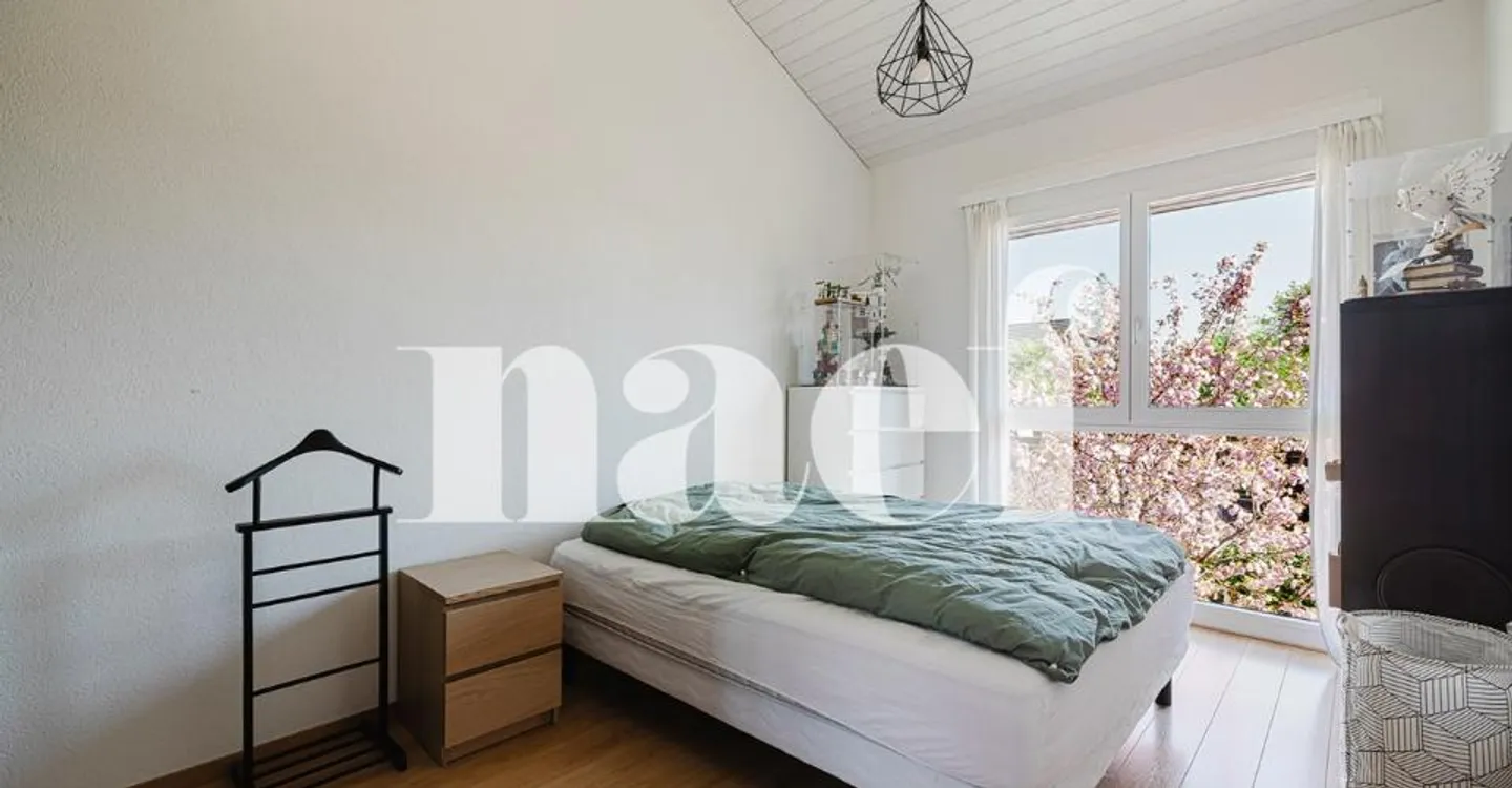 Charmante Doppelhaushälfte 230 m² Nutzfläche plus Garten, Terrasse und Doppelgarage in Vernier - Foto 9 von 13