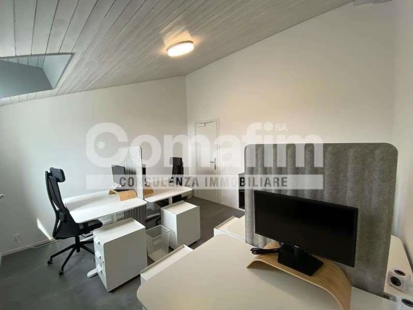Bureau meublé tout inclus à Lugano - Photo 3 sur 5