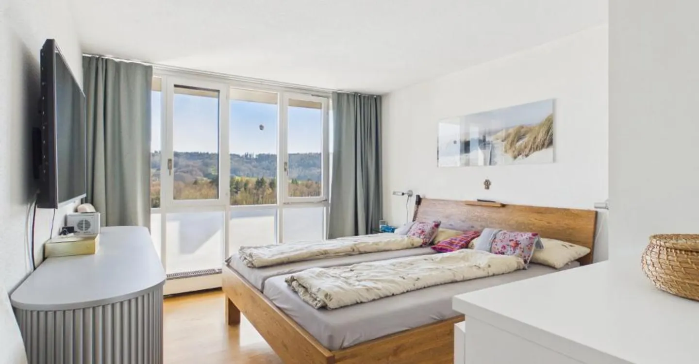 Attractive Duplex Apartment in the Legendary Rainpark - Photo 5 of 11