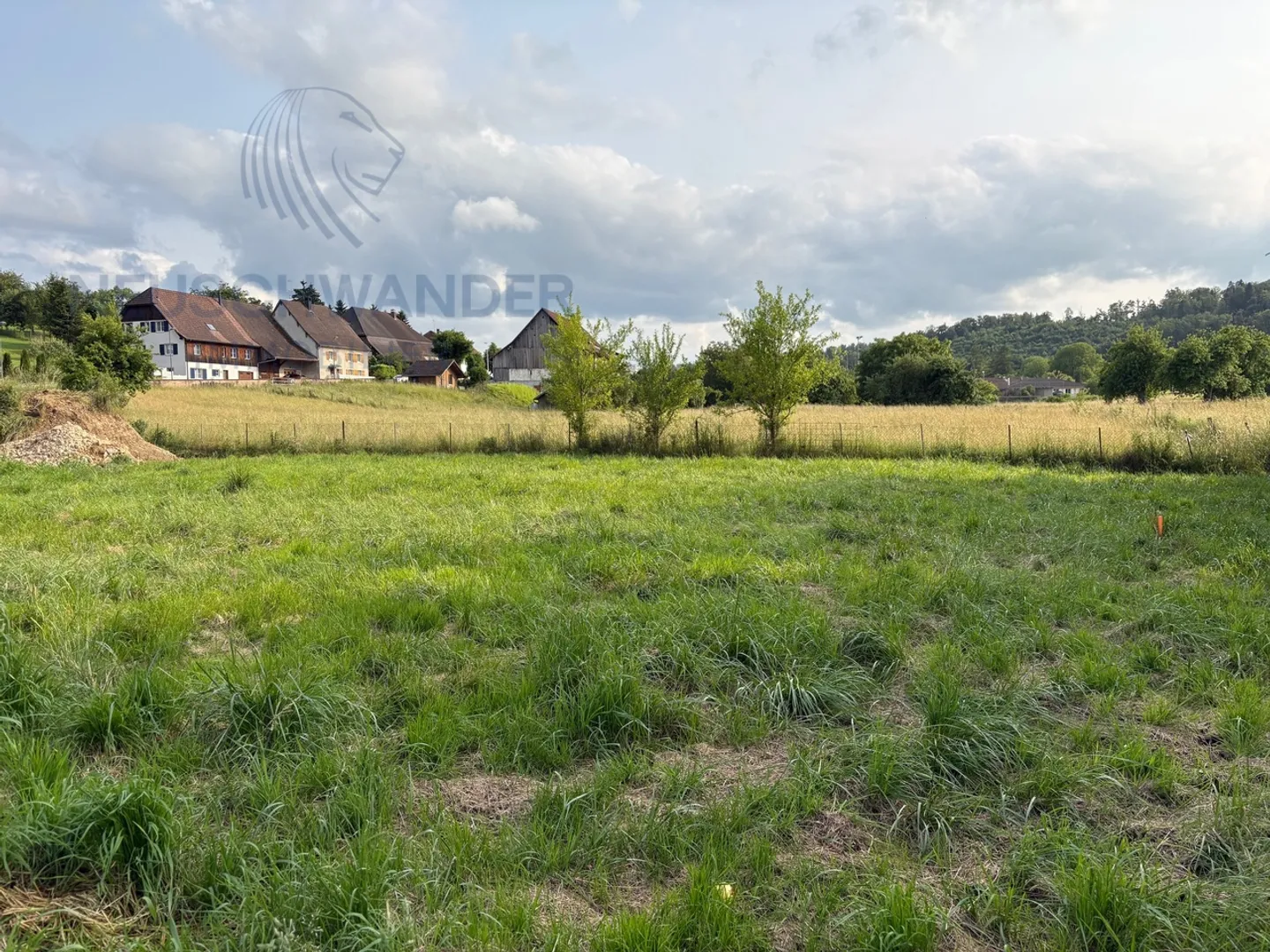 „Terreno superbamente situato con permesso di costruzione“ - Foto 1 di 1