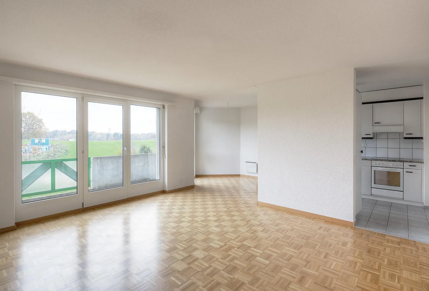 Home in Düdingen! Rent without deposit - Photo 2 of 10