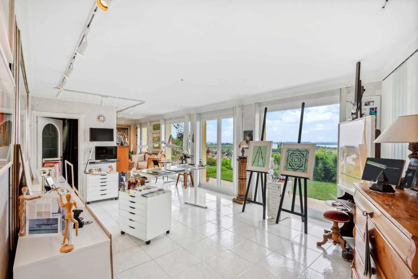Luxusvilla mit Seeblick - Foto 7 von 13