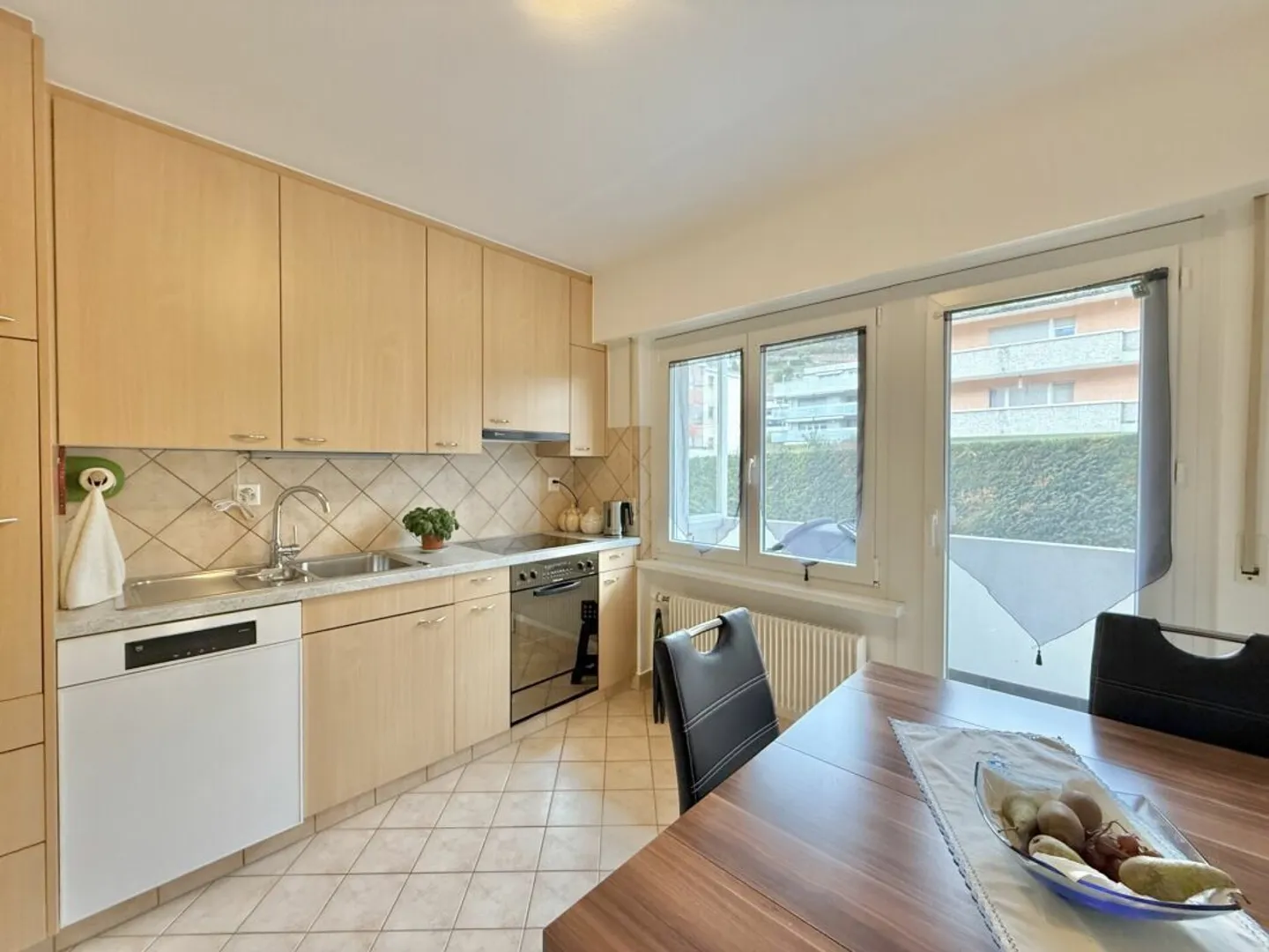 4,5-Zimmer-Wohnung in Noës mit Garage und Parkplatz - Foto 8 von 17