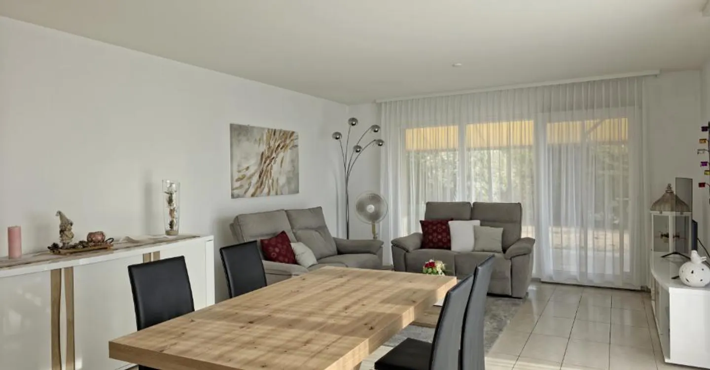 Apartment located on the outskirts of downtown Payerne - Photo 1 of 6