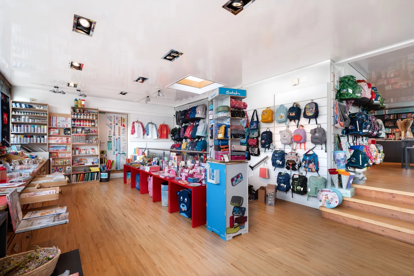 Proprietà di rendimento attraente nel centro del villaggio - Foto 7 di 25