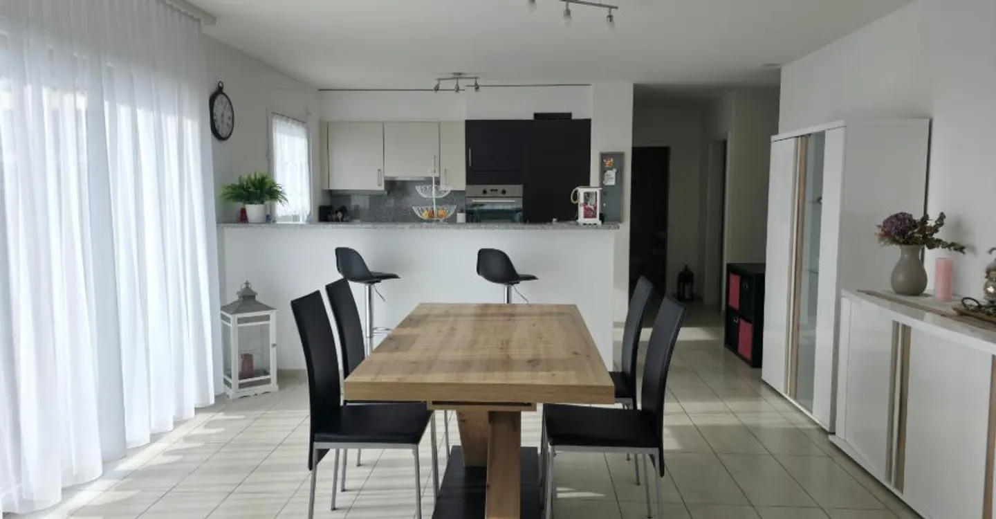 Apartment located on the outskirts of downtown Payerne - Photo 2 of 6