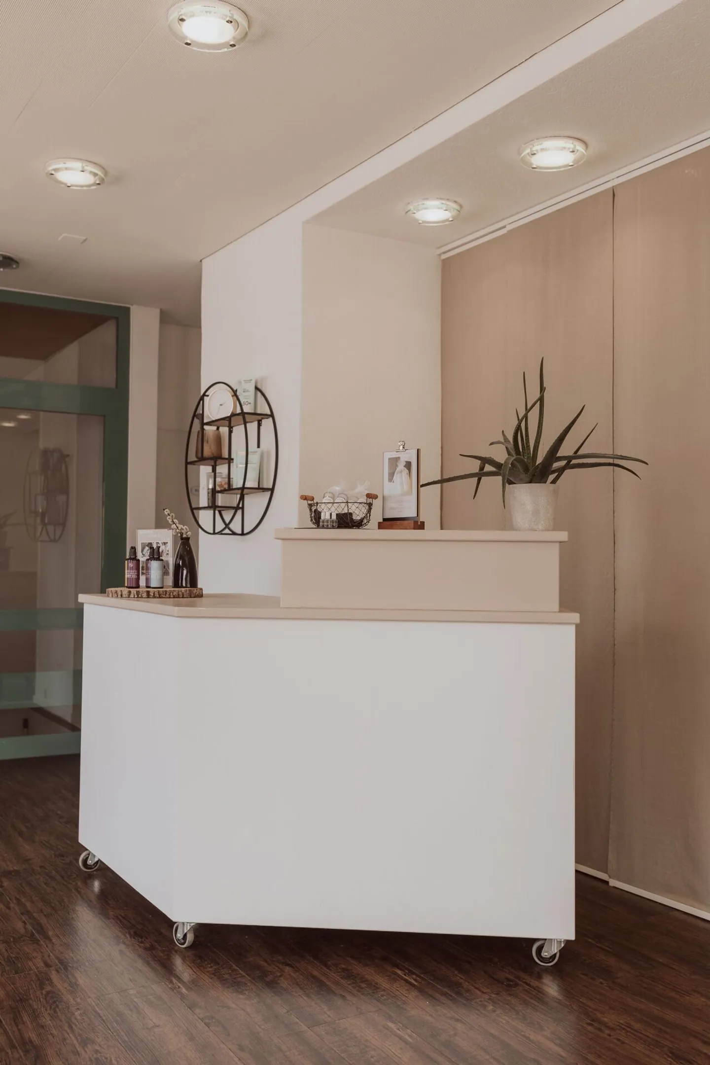 Proprietà di rendimento attraente nel centro del villaggio - Foto 14 di 25