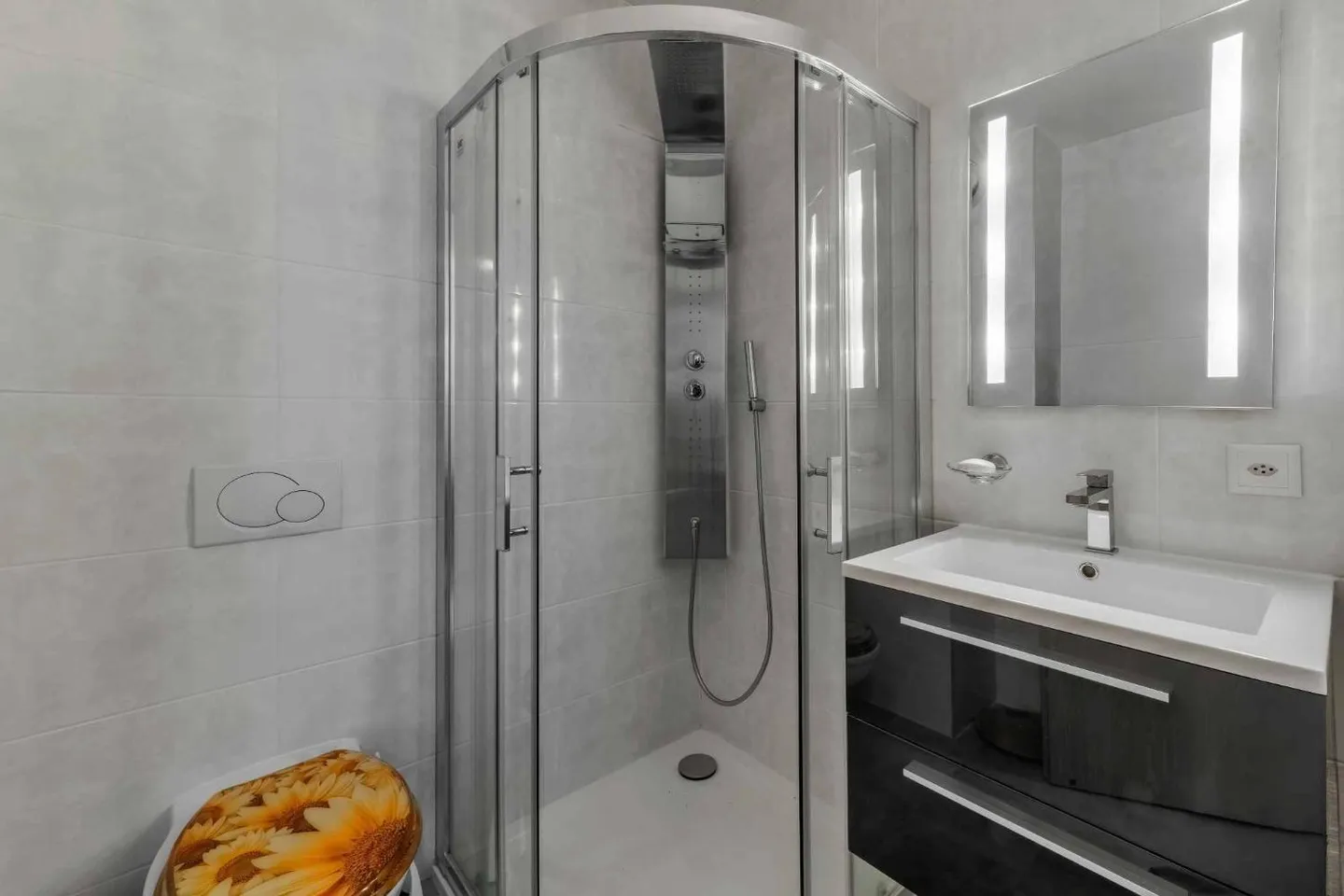 7-room adjoining house - Photo 7 of 12