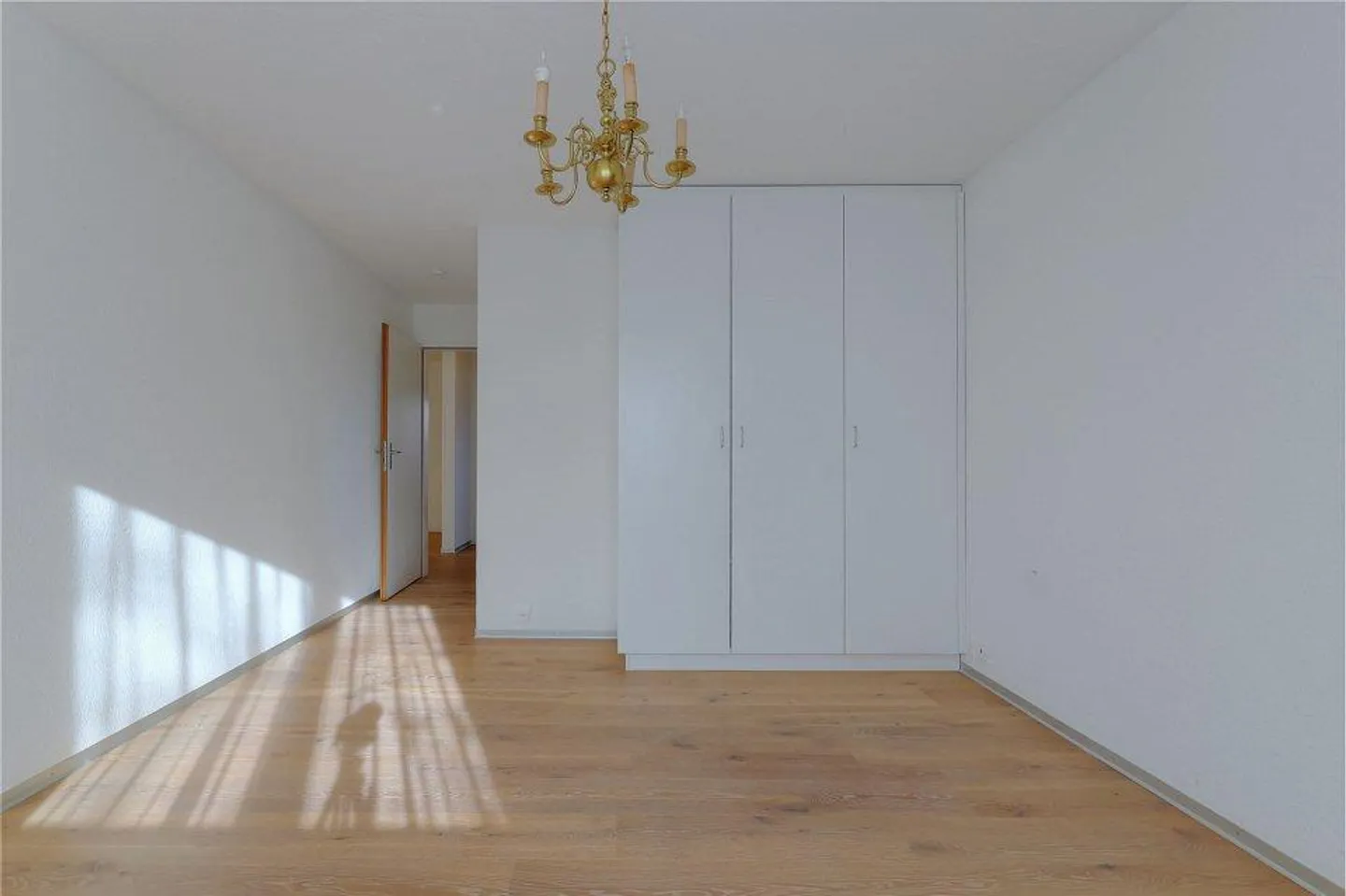 3.5 Room Apartment - Photo 7 of 13