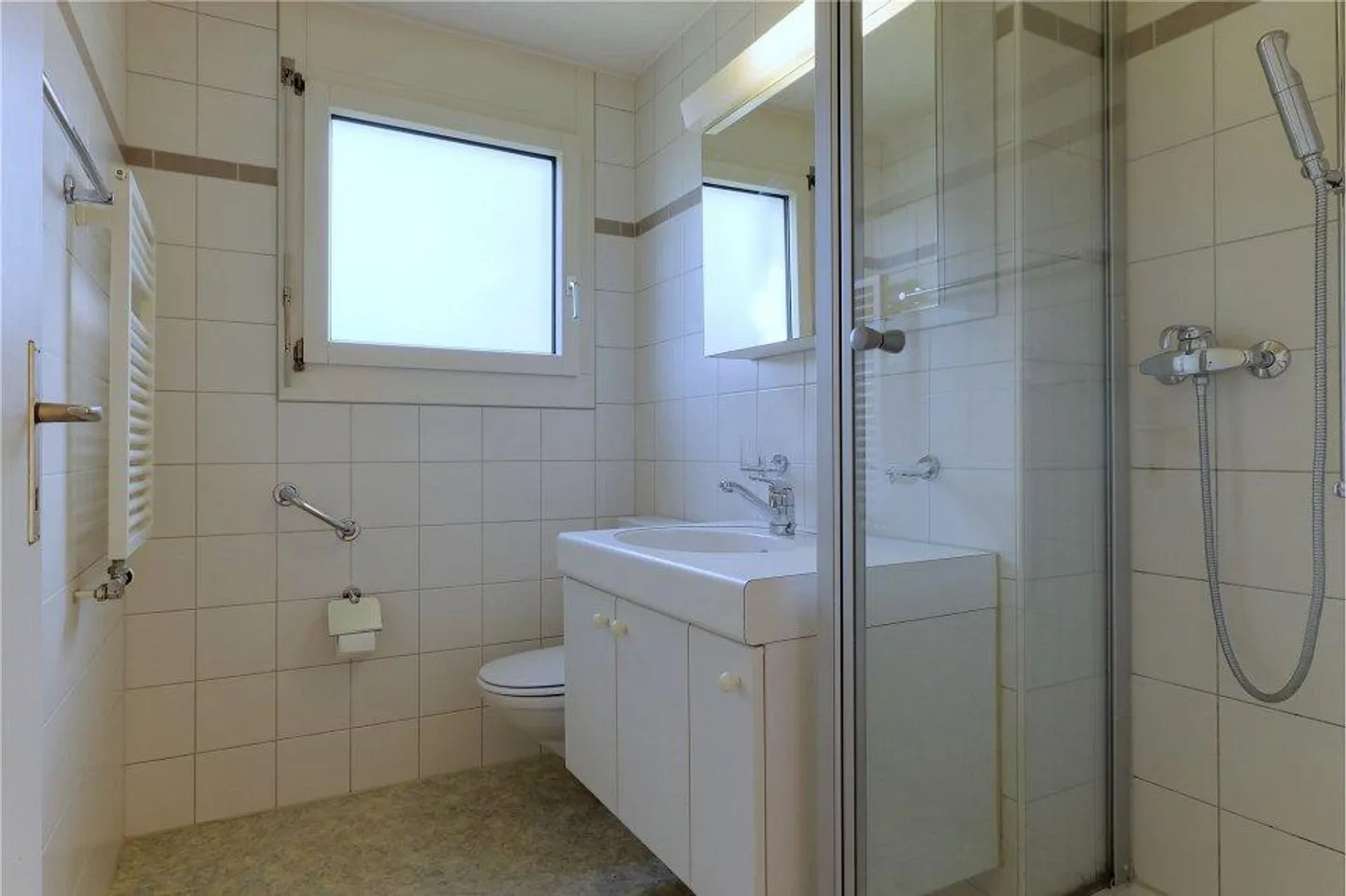 3.5 Room Apartment - Photo 10 of 13