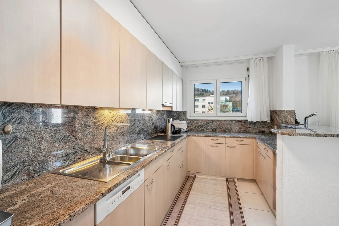 Geräumige Wohnung mit Wintergarten - Foto 6 von 12