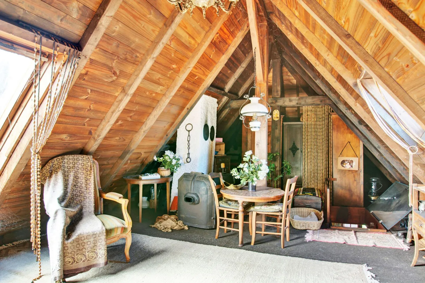 Montmollin, proprietà affascinante con vista sul lago e annessi - Foto 12 di 20