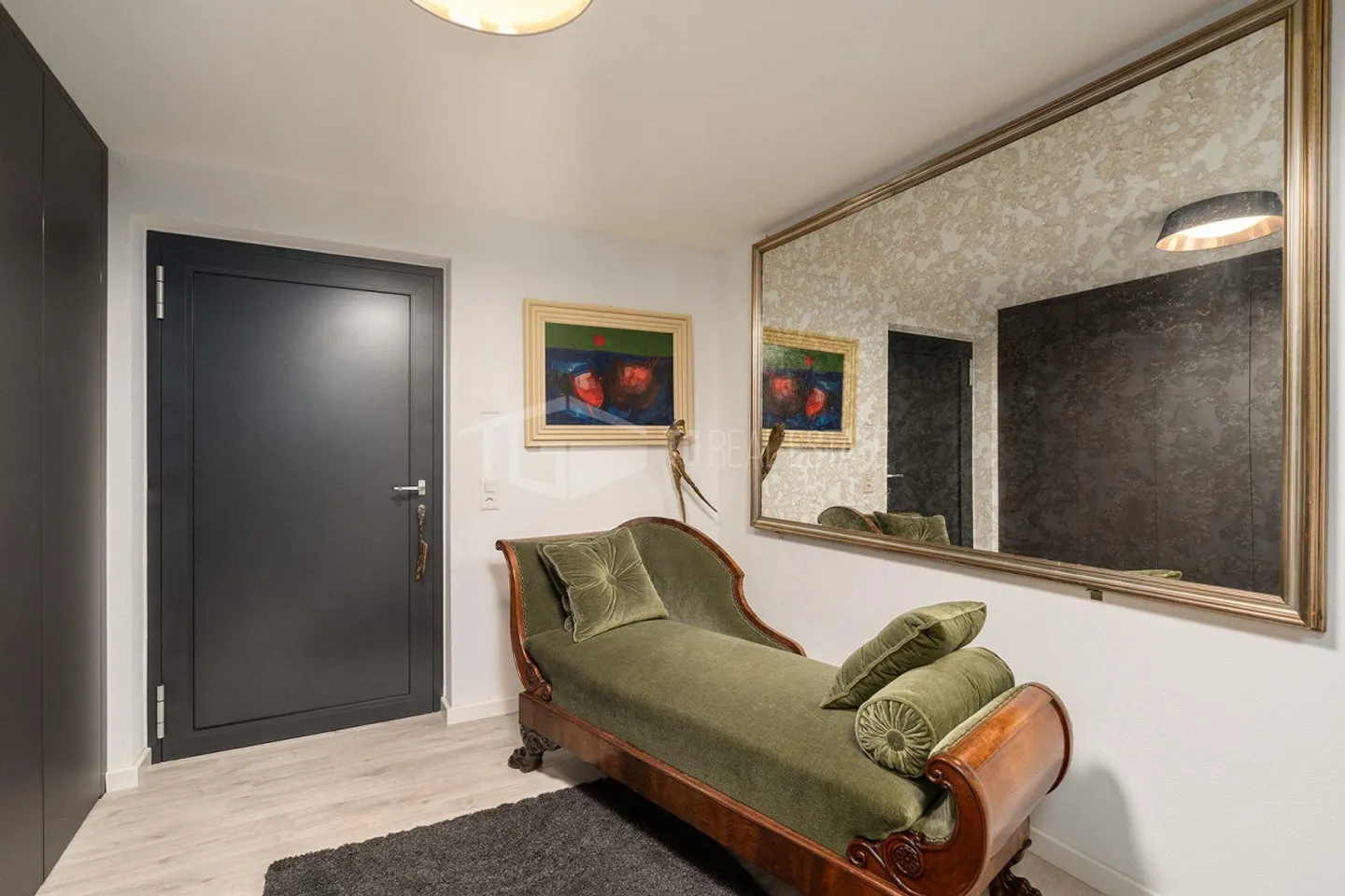 5-ROOM HOUSE WITH GARDEN. - Photo 13 of 17