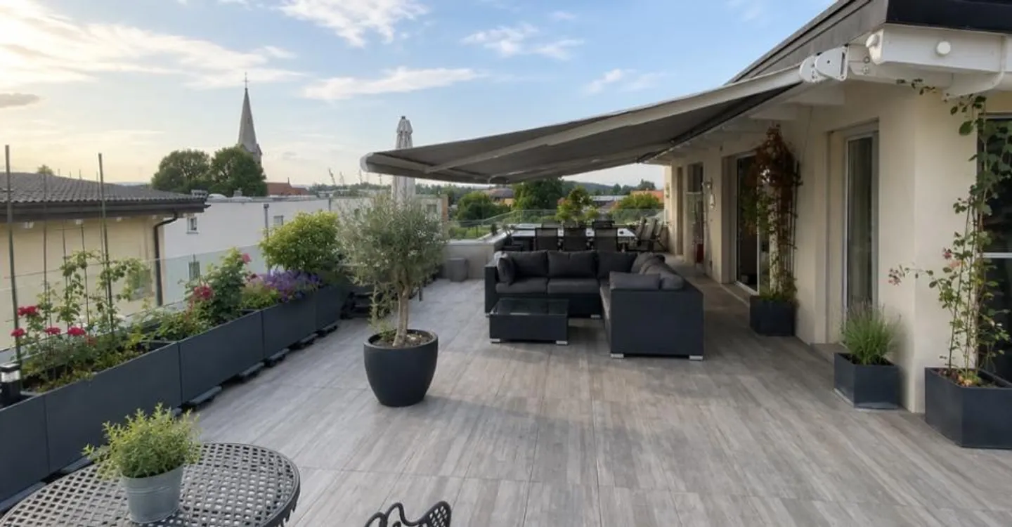 Appartamento spazioso con balcone - Foto 6 di 7